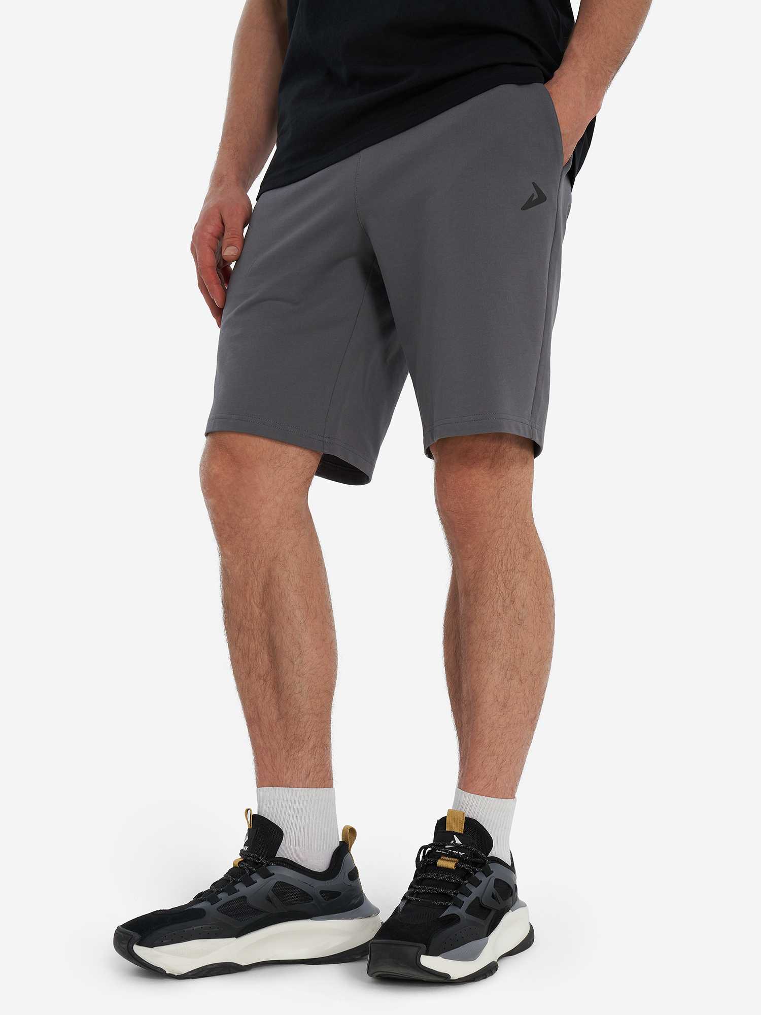 Изображение товара Мужские спортивные шорты Demix графитовые с карманами и регулируемым поясом