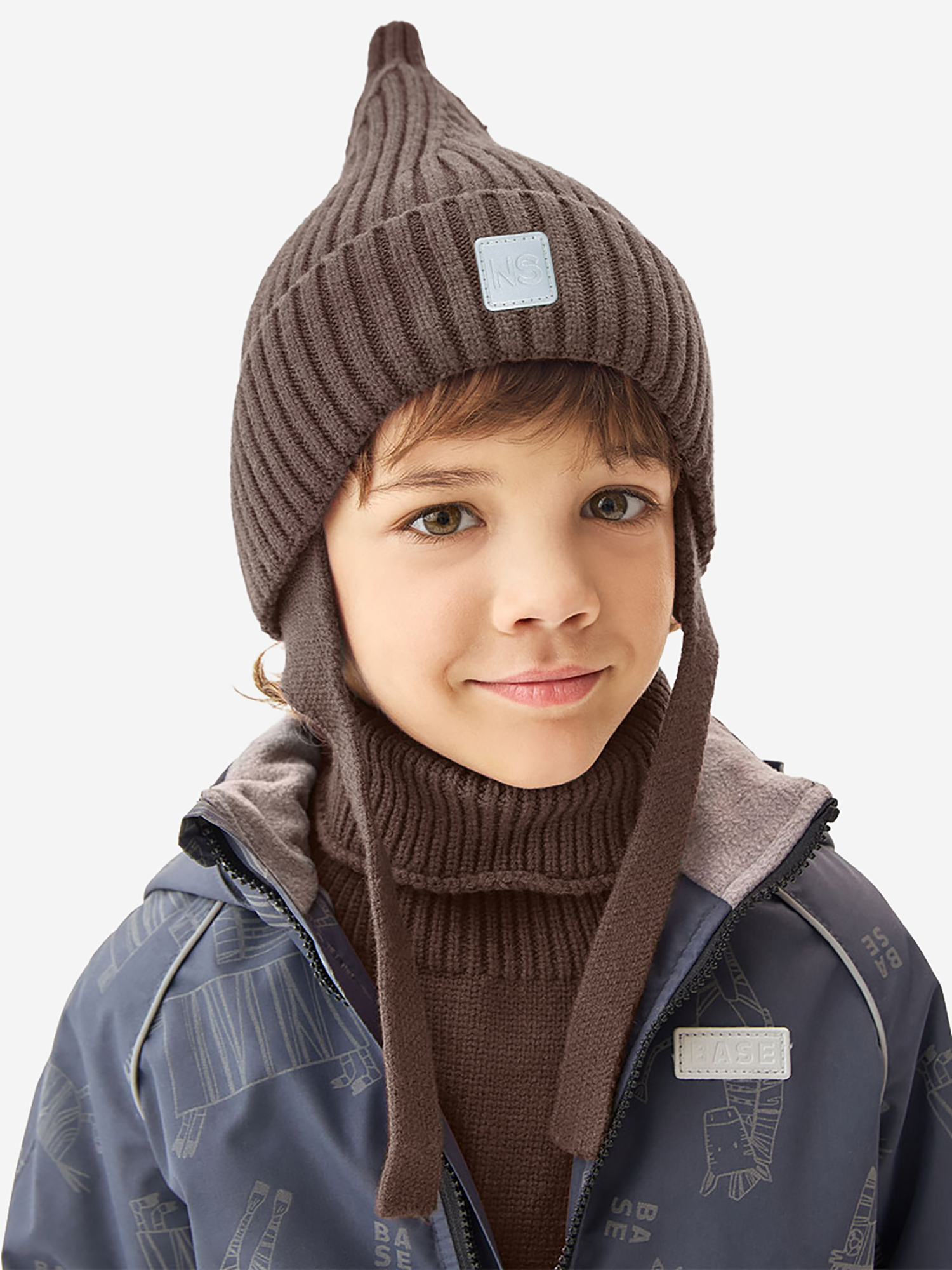 Изображение товара Комплект шапка и манишка NIKASTYLE для детей демисезон 2250 руб