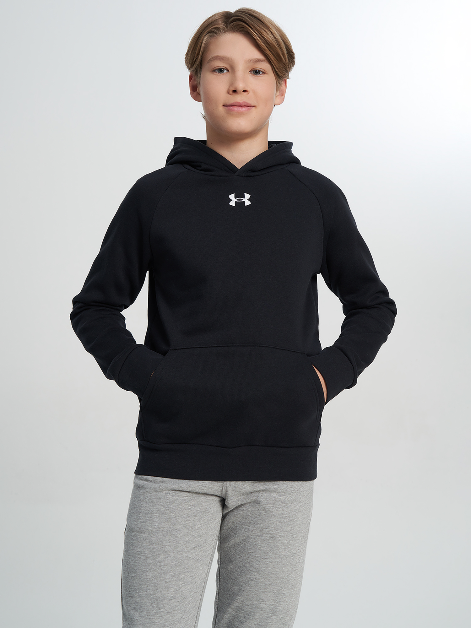Изображение товара Худи Under Armour Rival Fleece 1379792U0F-001 (Свободный крой, капюшон, без застежки)