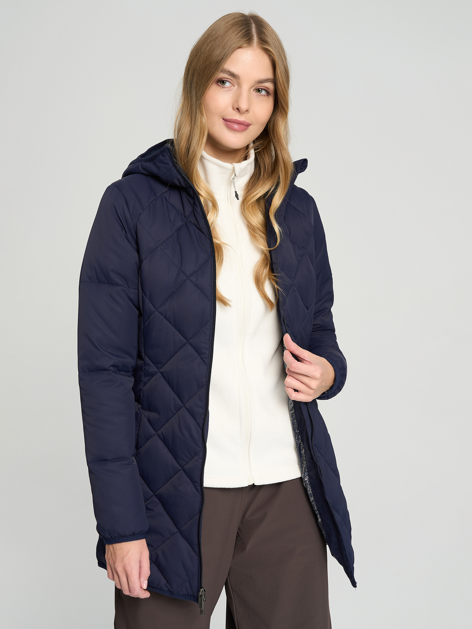 Изображение товара Женский пуховик Columbia Ashbury Down II Jacket для активного зимнего отдыха Изображение товара Женский пуховик Columbia Ashbury Down II Jacket для активного зимнего отдыха