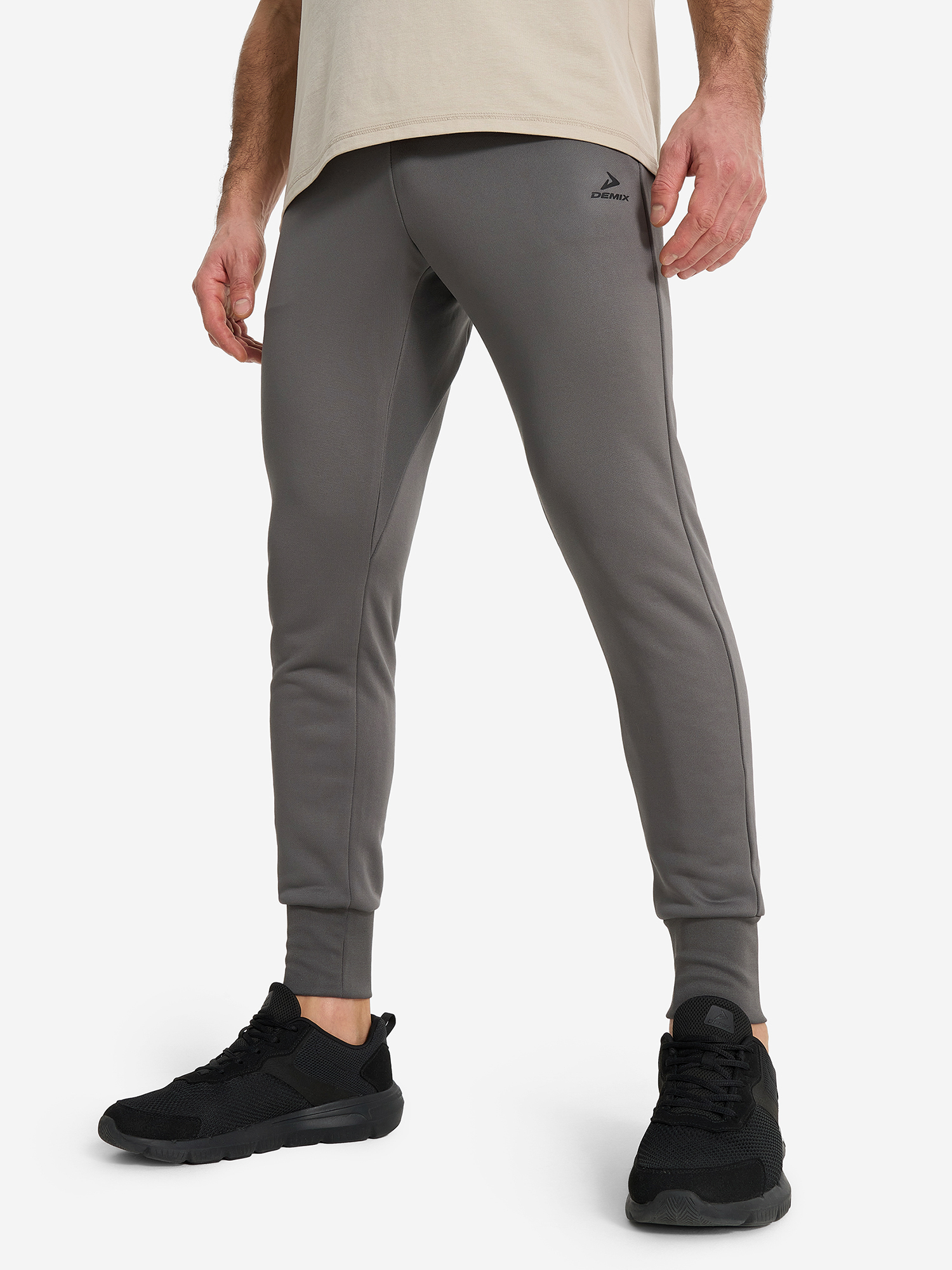 Изображение товара Брюки мужские Demix для фитнеса и тренинга Изображение товара Брюки мужские Demix для фитнеса и тренинга