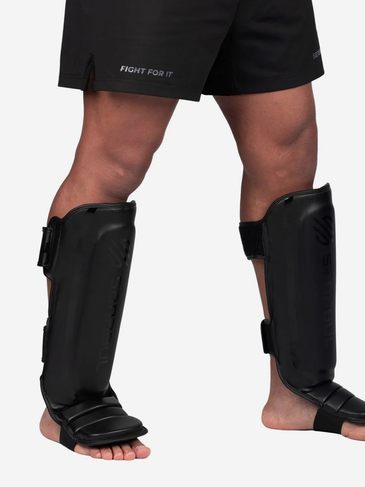 

Щитки для голени Sanabul Essential Hook & Loop SA-ESHIN-VELCRO, Черный