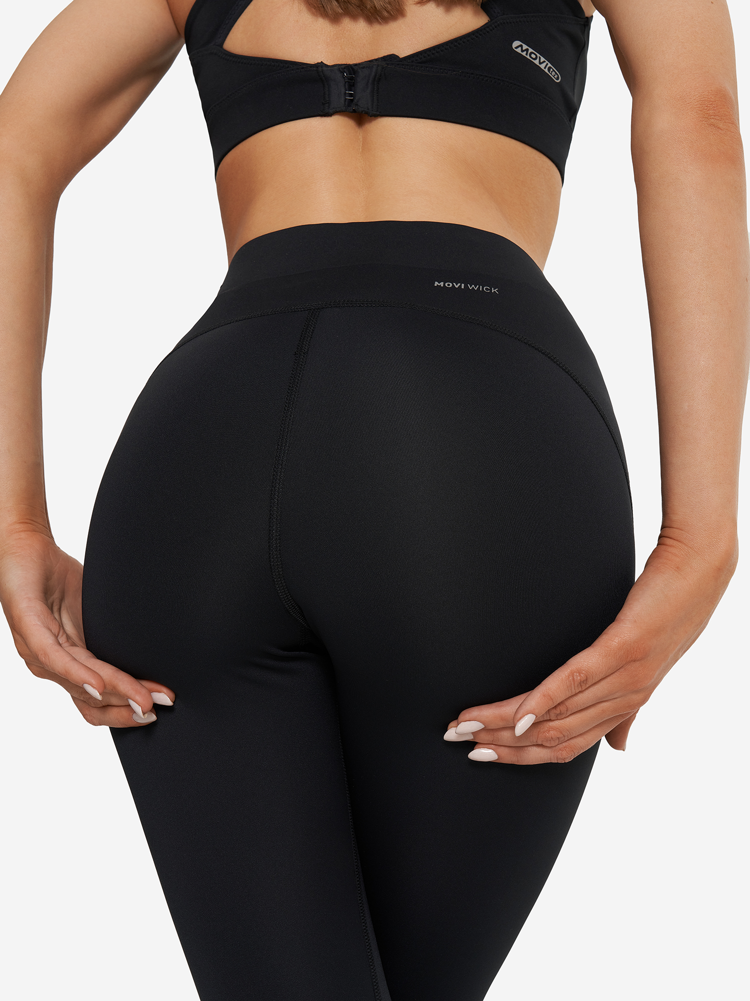 Изображение товара Женские легинсы Demix ActiveMove для бега с отражающими элементами Изображение товара Женские легинсы Demix ActiveMove для бега с отражающими элементами