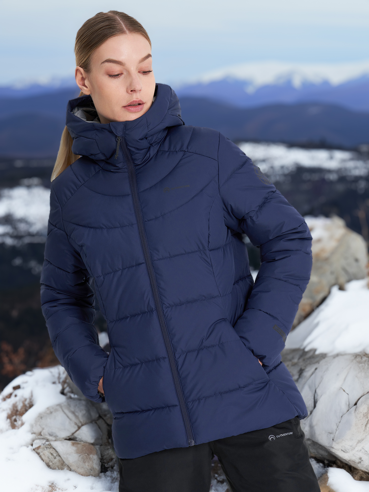 Пуховик женский Outventure, Черный