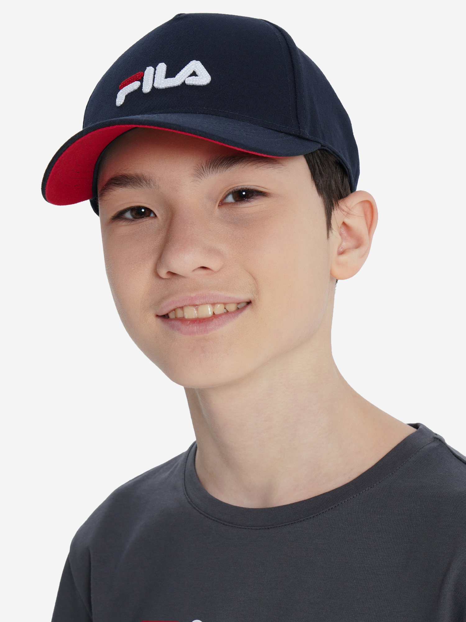 Изображение товара Бейсболка для мальчиков FILA с изогнутым козырьком