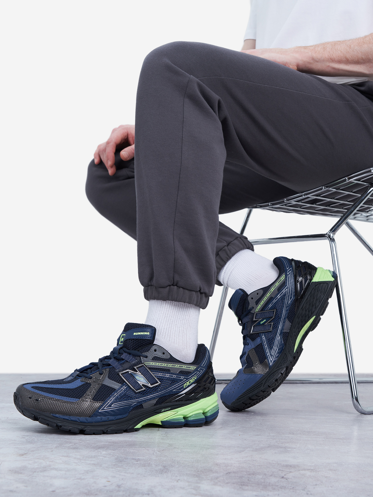 Кроссовки New Balance 1906 U, синий, арт. 20827