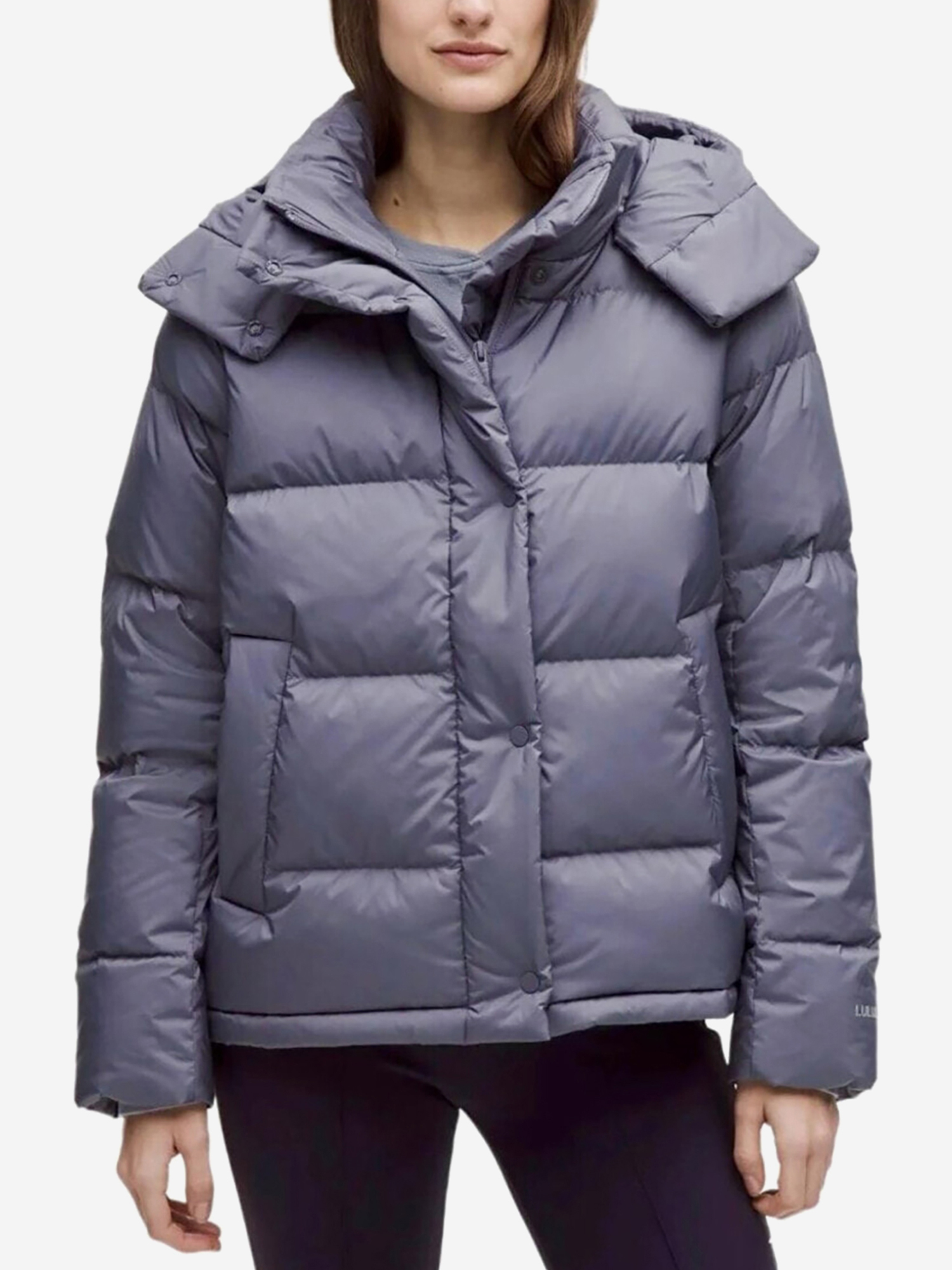 Изображение товара Lululemon Куртка зимняя женская на синтетическом утеплителе, серый Изображение товара Lululemon Куртка зимняя женская на синтетическом утеплителе, серый