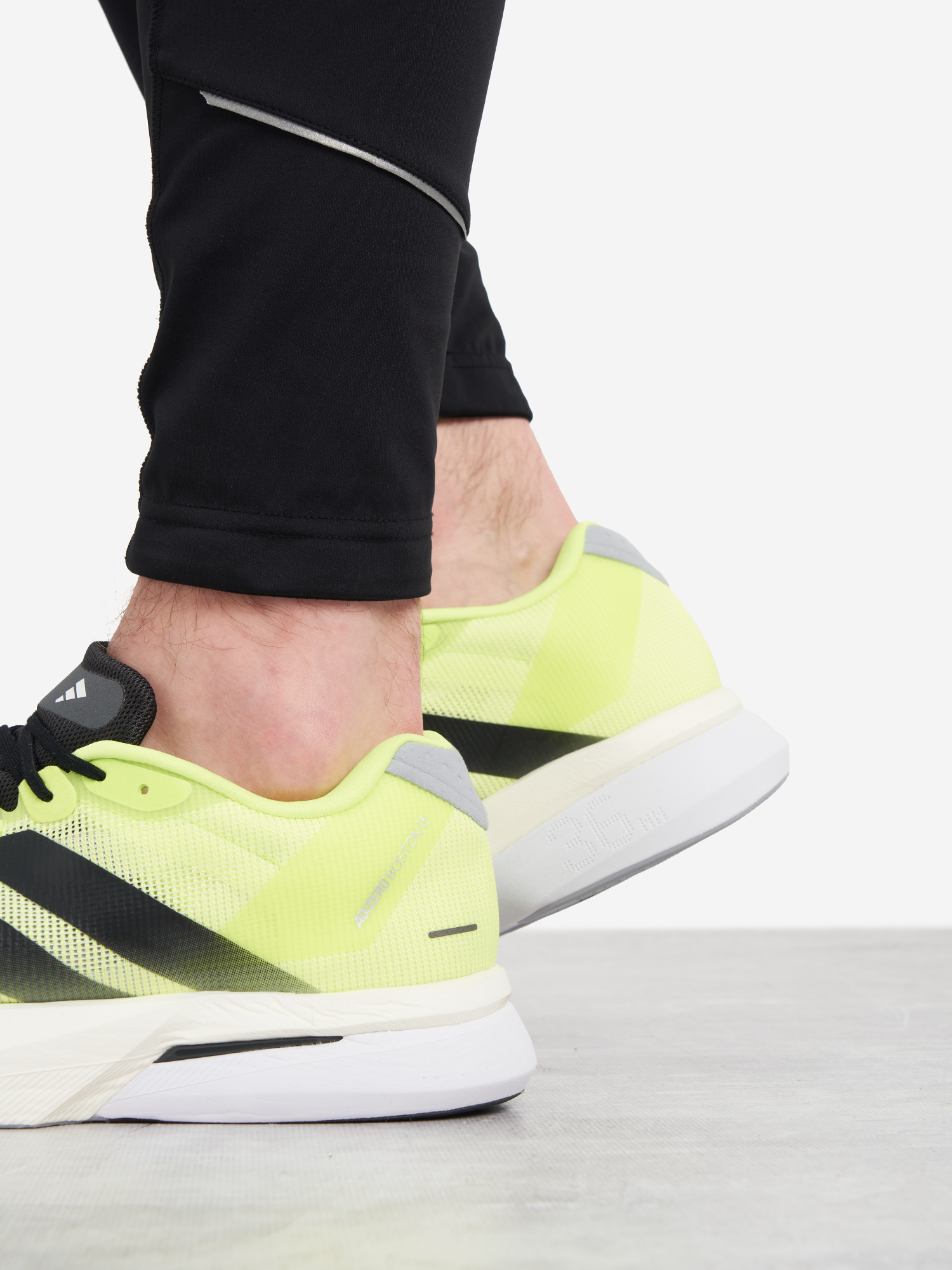 фото Кроссовки мужские adidas adizero boston 13, зеленый