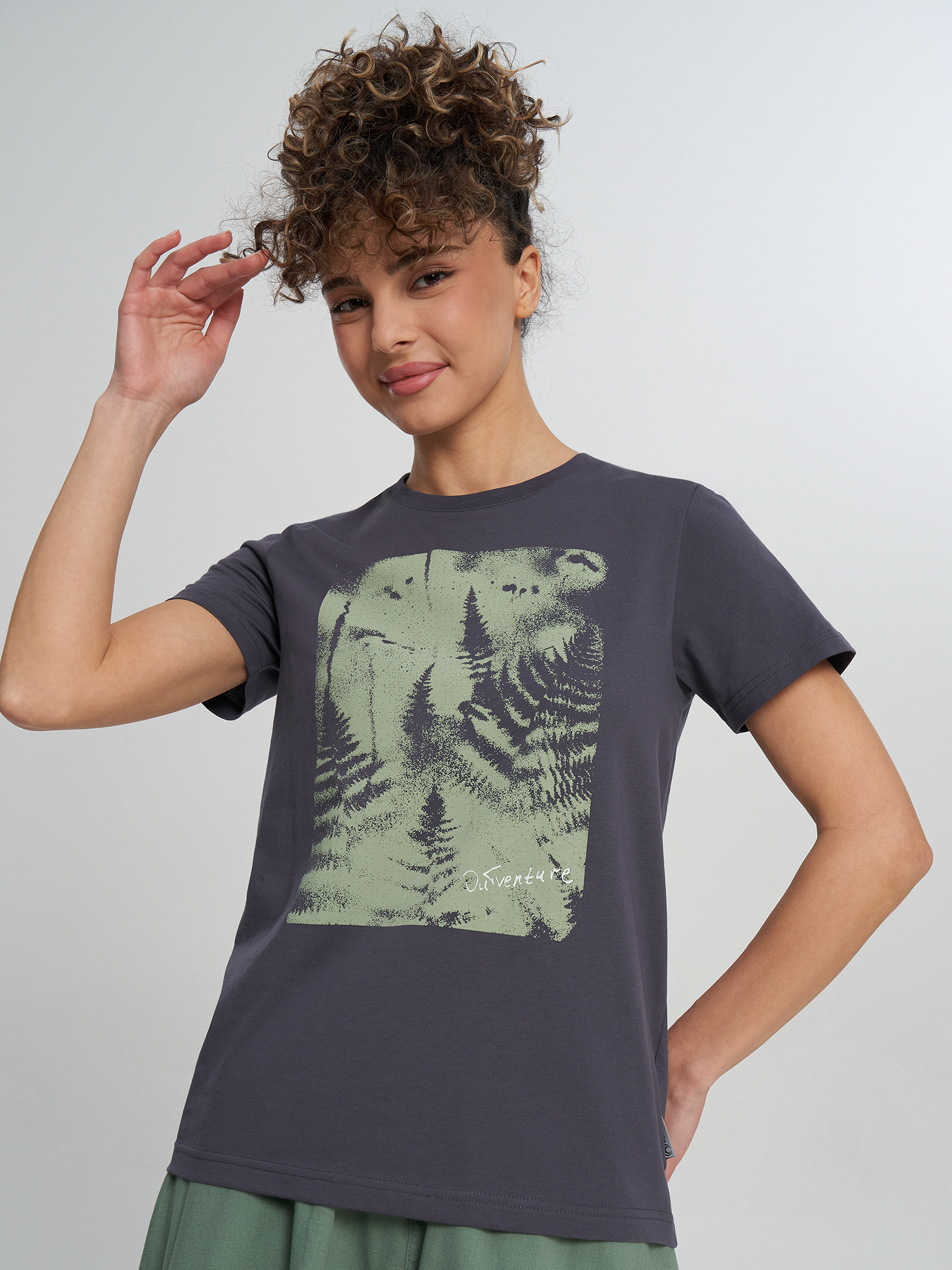 Изображение товара Футболка женская Outventure, Темно-серый