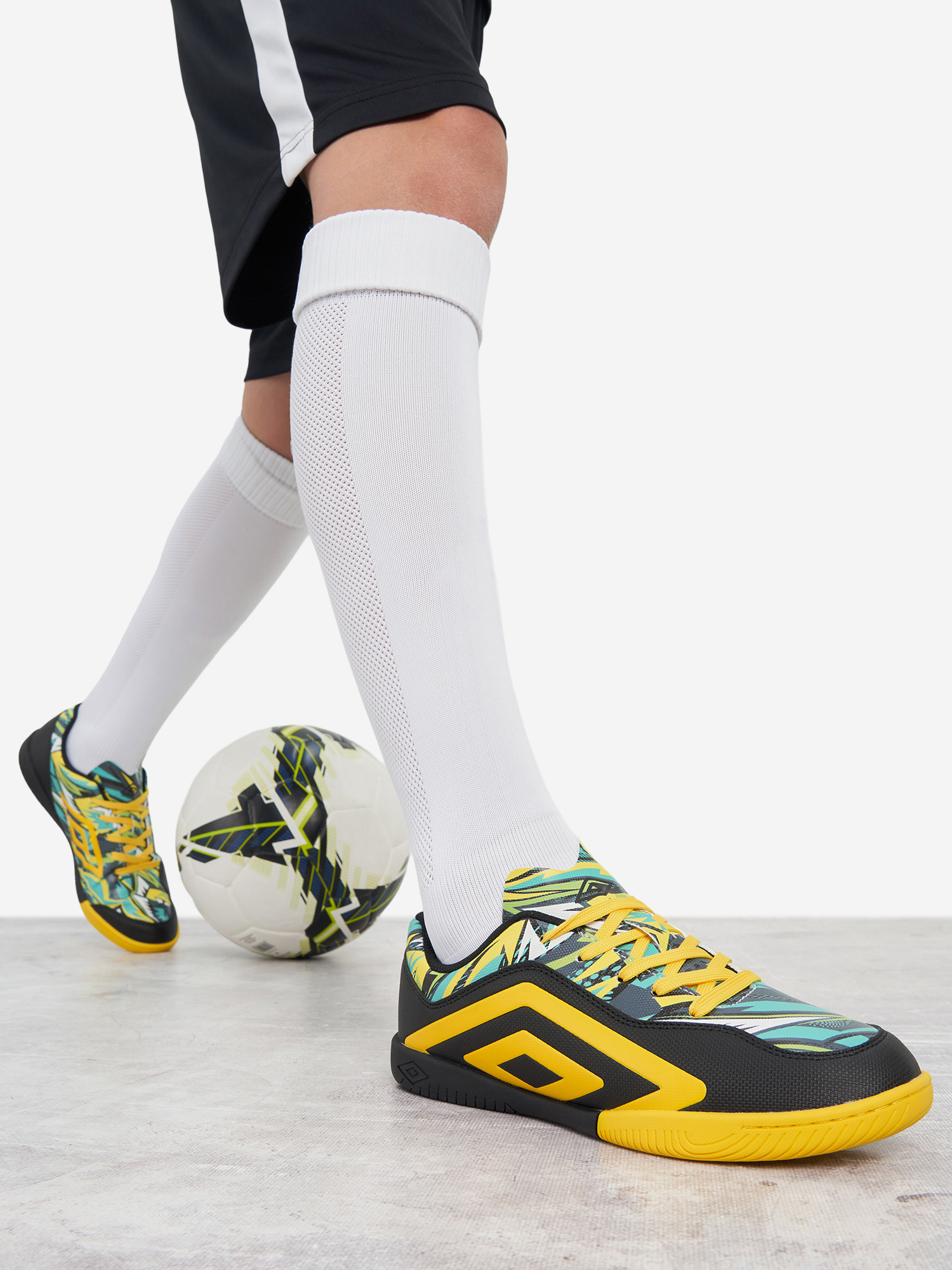 

Бутсы для мальчиков Umbro Kidzania Jnr Ic, Зеленый