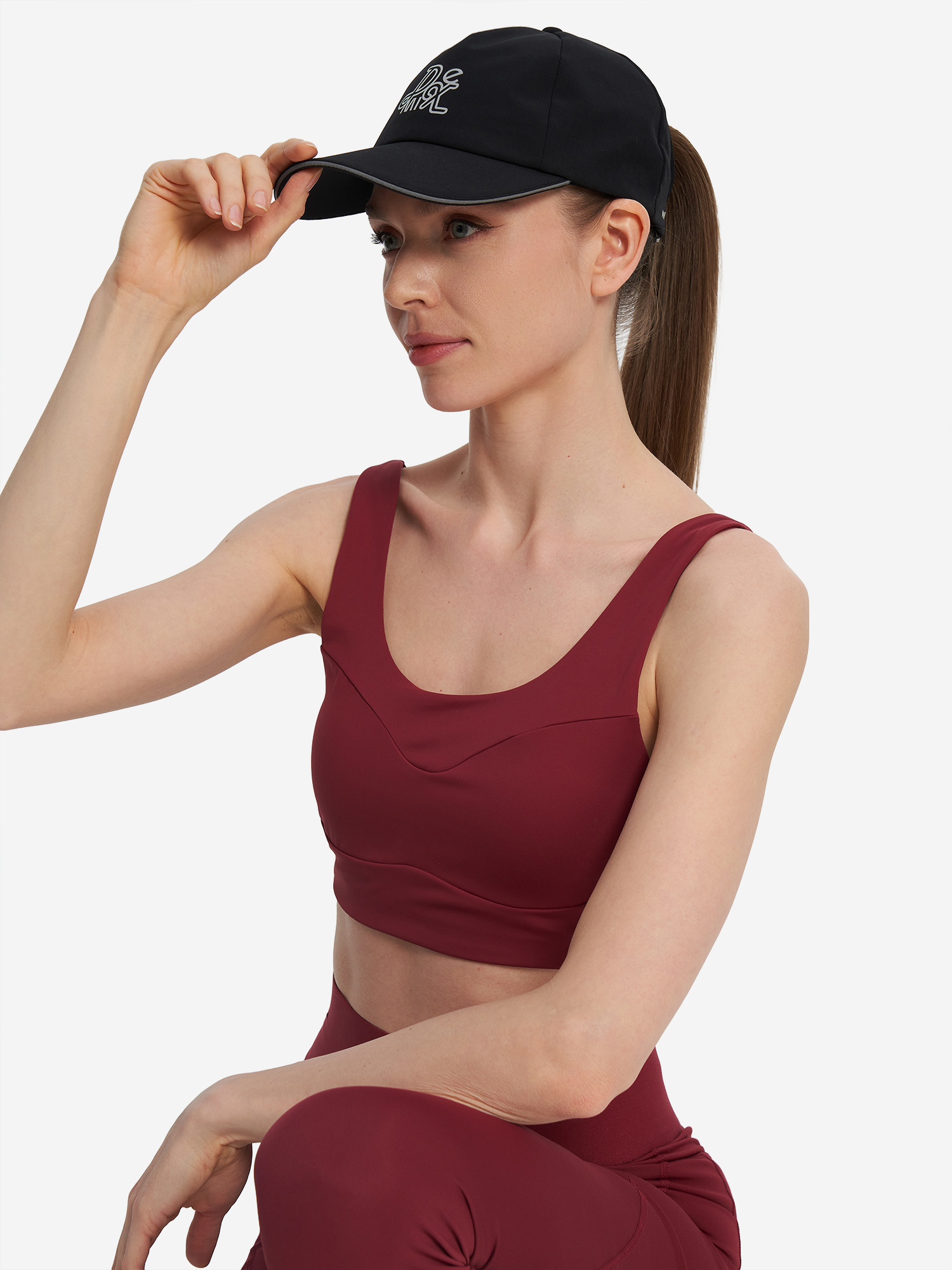 Изображение товара Женская бейсболка Demix для спорта и отдыха из легкого материала