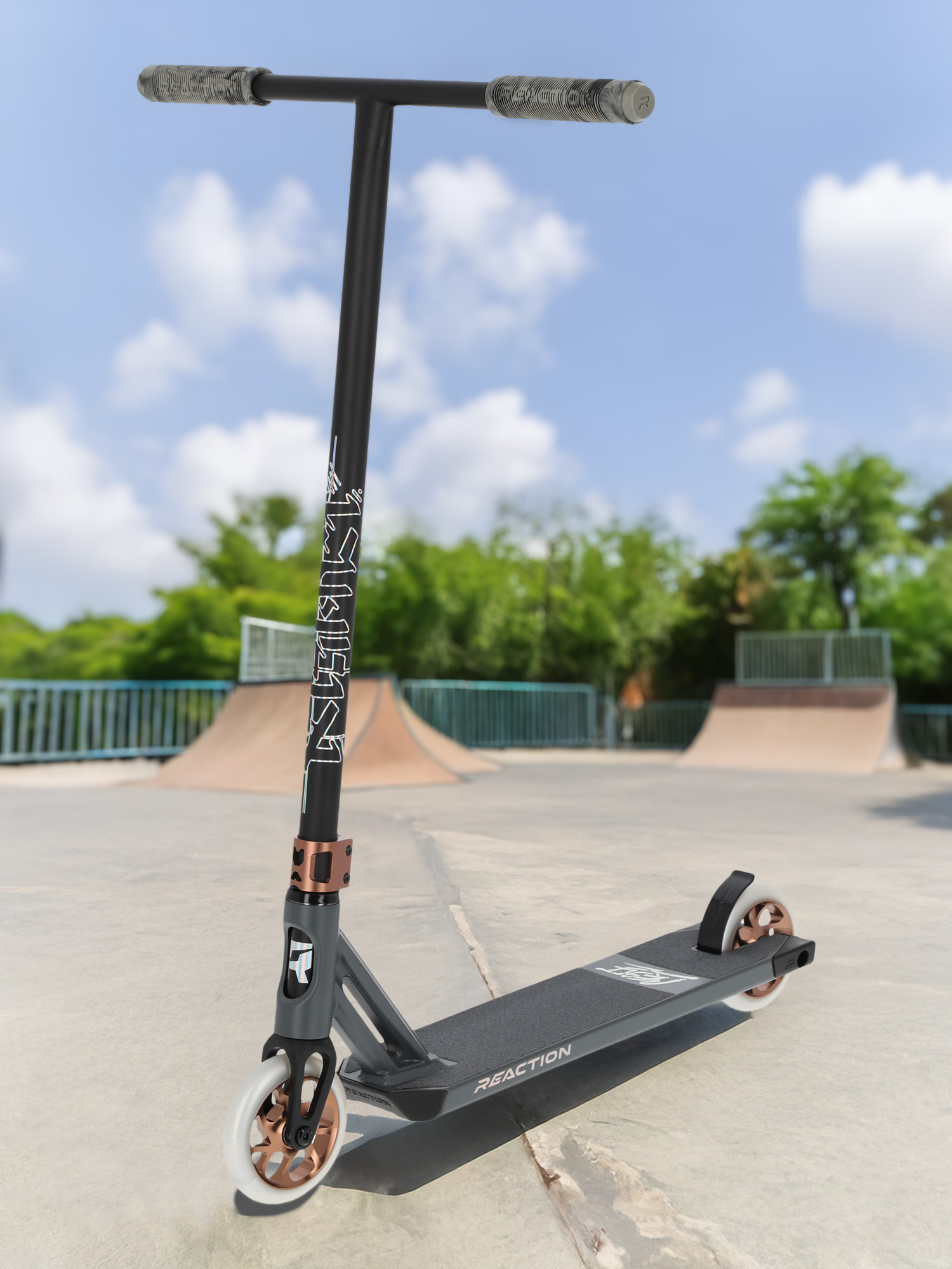 

Самокат Reaction Stunt 5.0, 120 мм, Серый