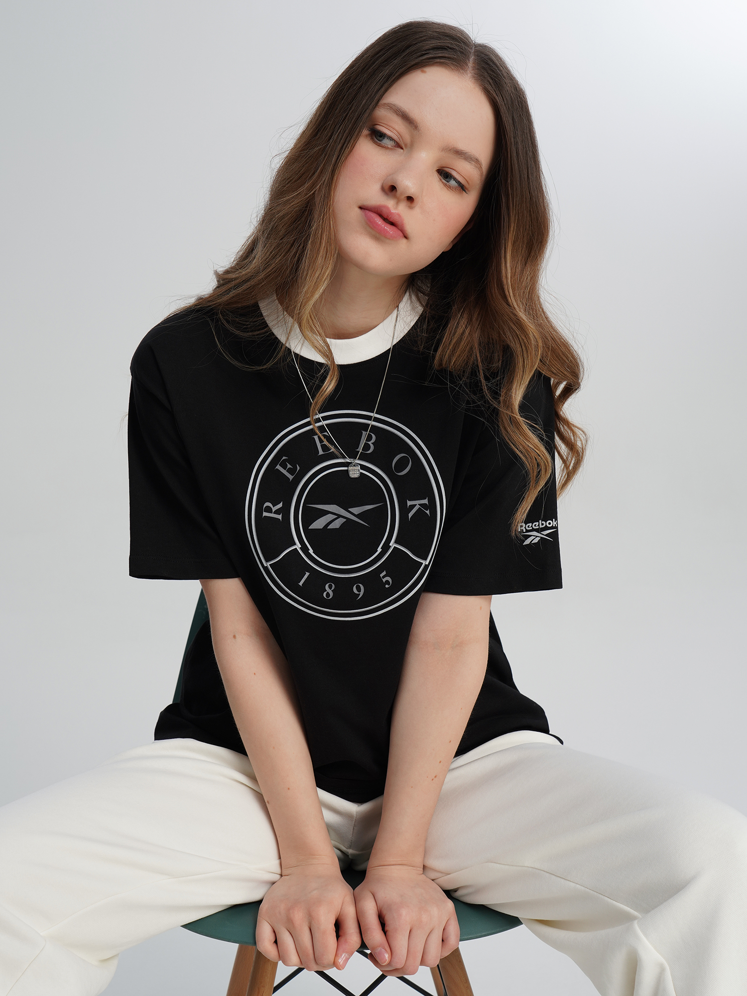 Изображение товара Женская футболка Reebok Lawn Club из натурального хлопка для активного отдыха и спорта Изображение товара Женская футболка Reebok Lawn Club из натурального хлопка для активного отдыха и спорта