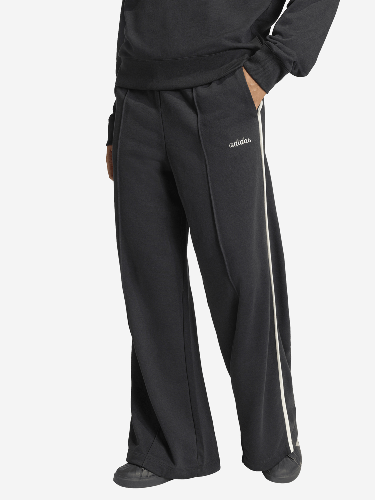 Брюки женские Adidas, черный, арт. KC3933A01