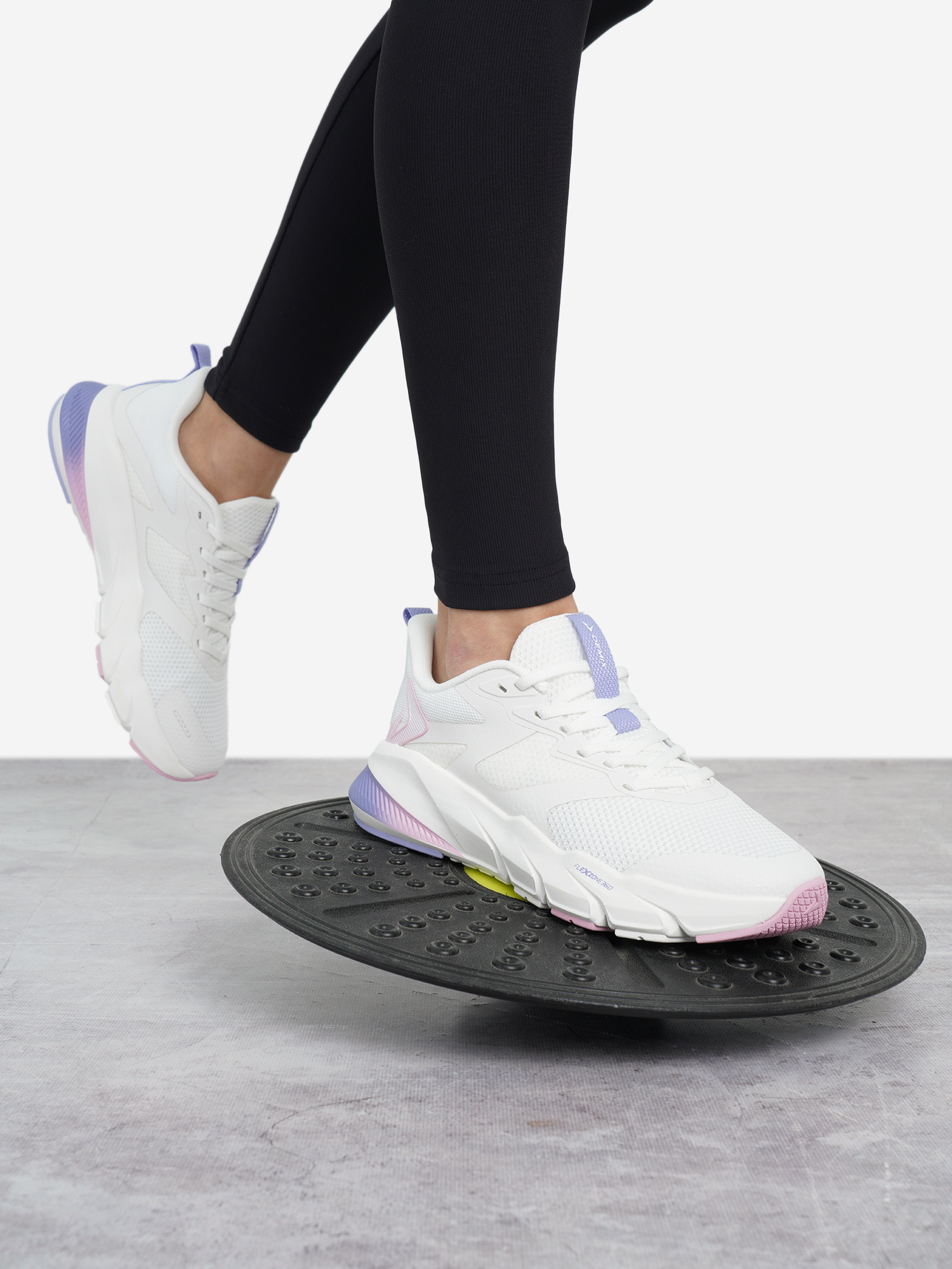 Кроссовки женские Demix Hyper Flexzone360, белый, арт. 137392