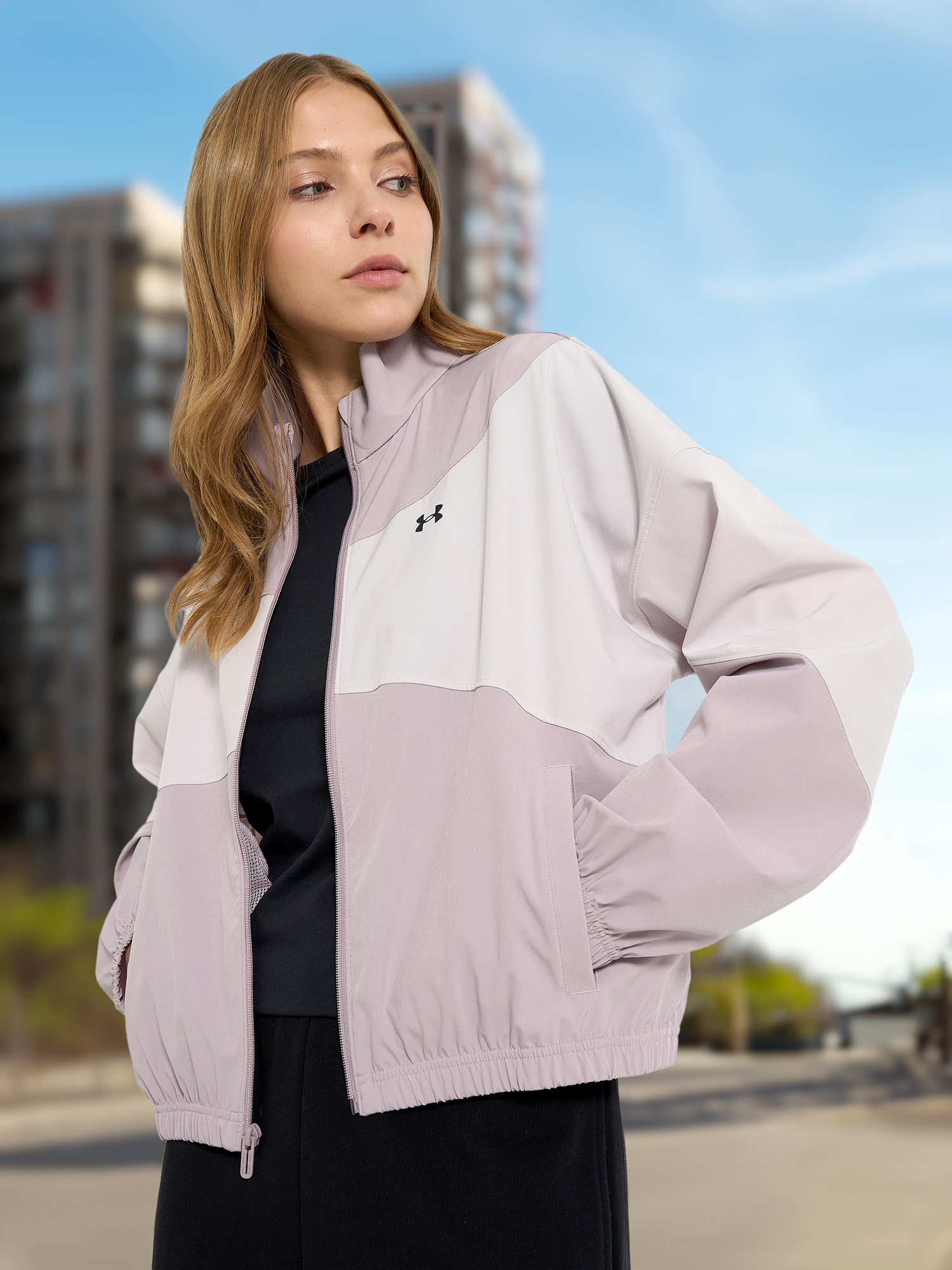 Изображение товара Ветровка женская Under Armour Rival