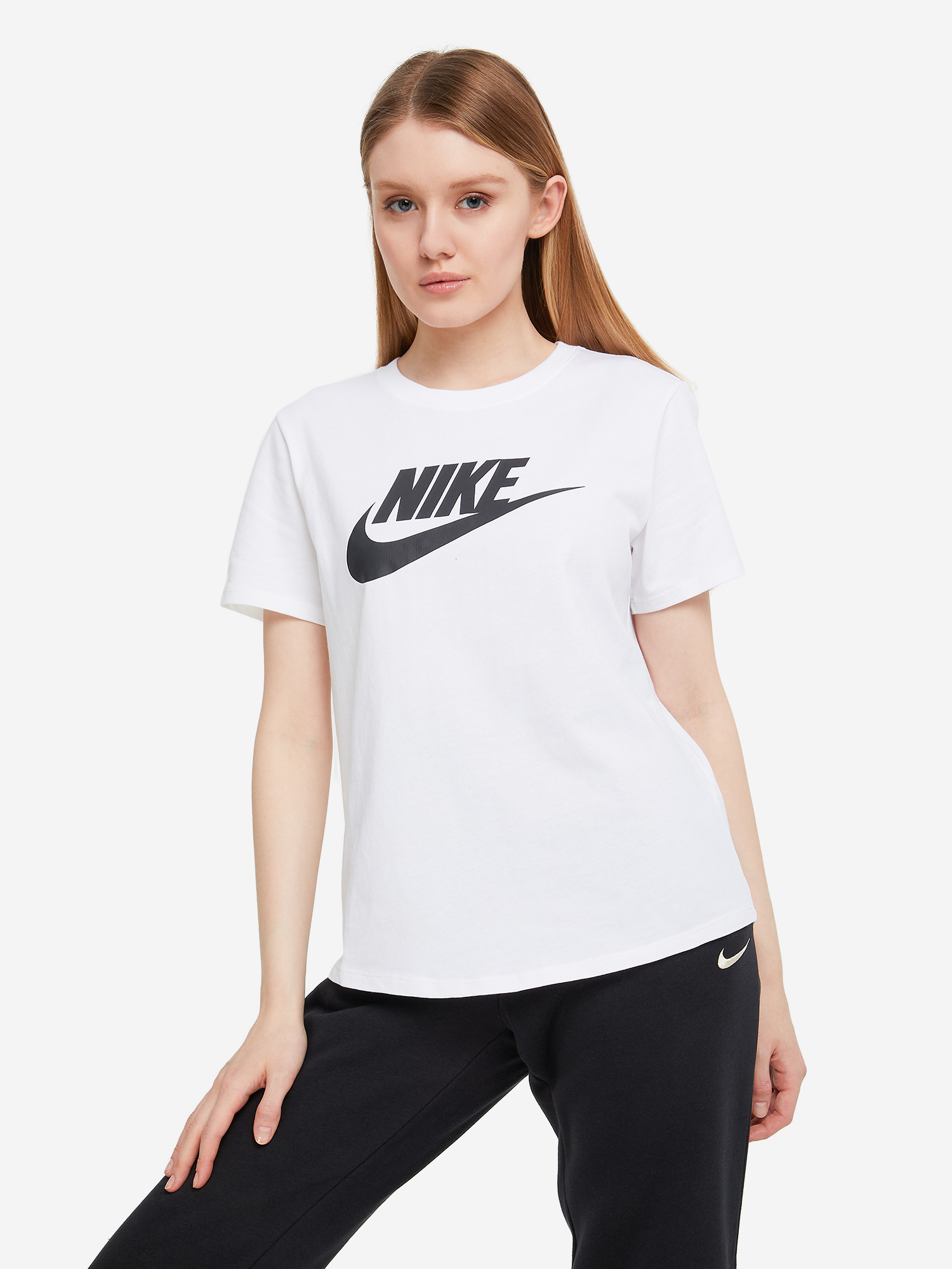 Футболка женская Nike Club Essentials, Белый футболка женская nike club essentials белый