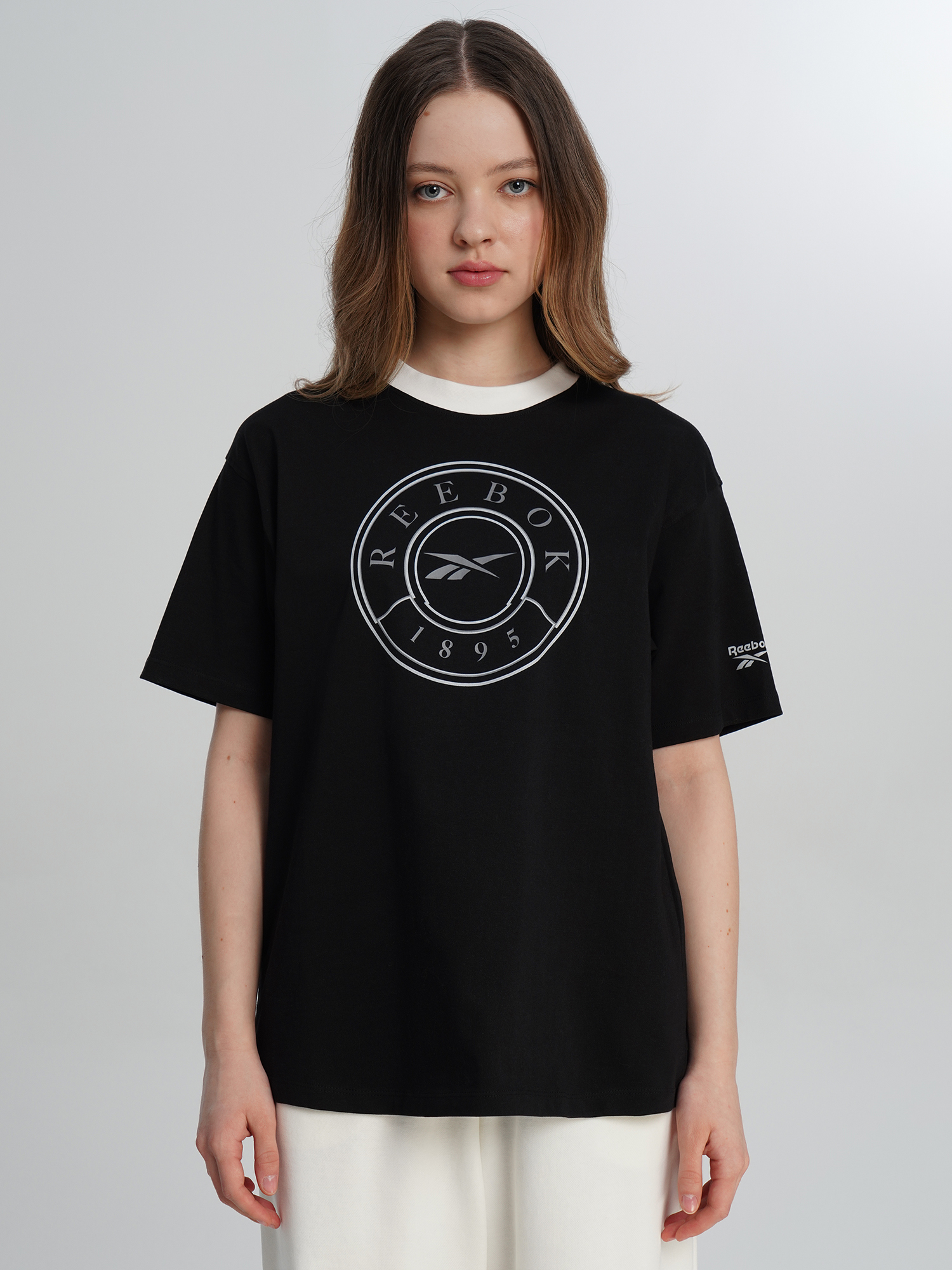 Футболка женская Reebok Lawn Club, Черный 2