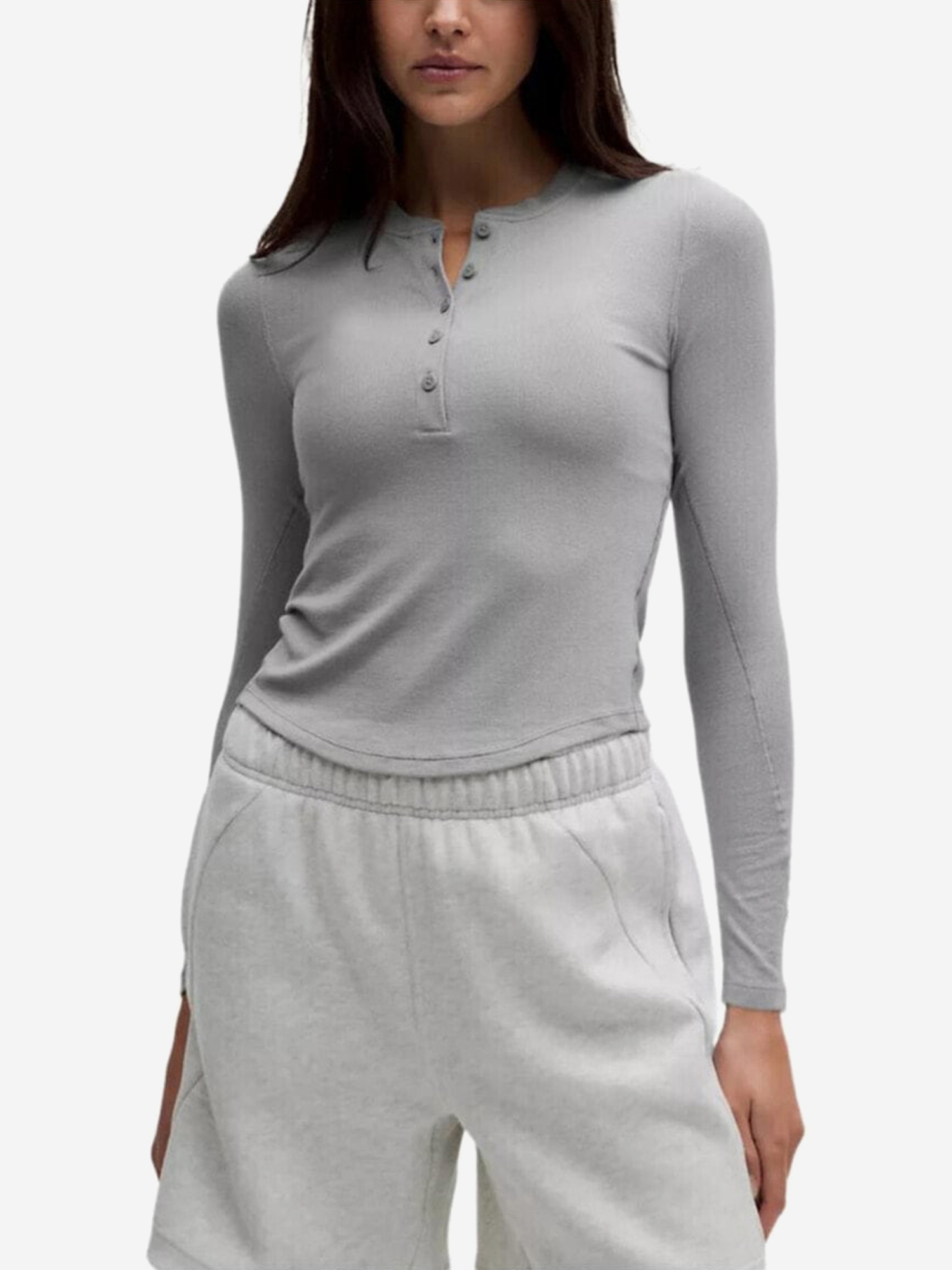 Изображение товара Футболка для спорта Lululemon серого цвета для женщин