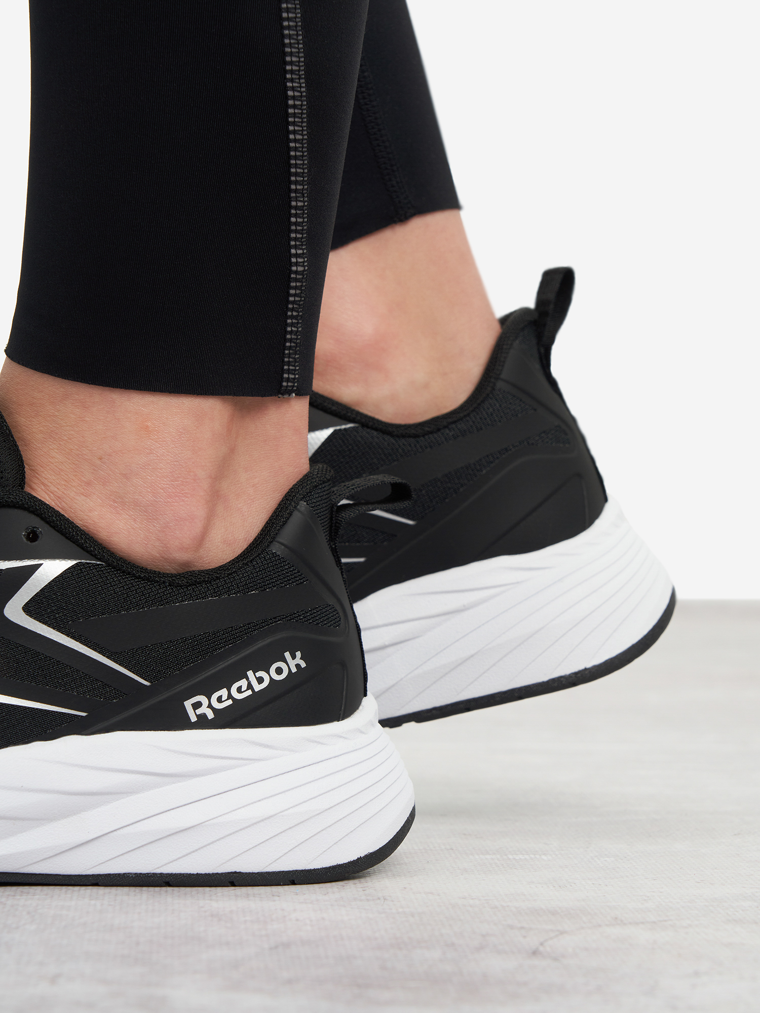 фото Кроссовки женские reebok verse, черный