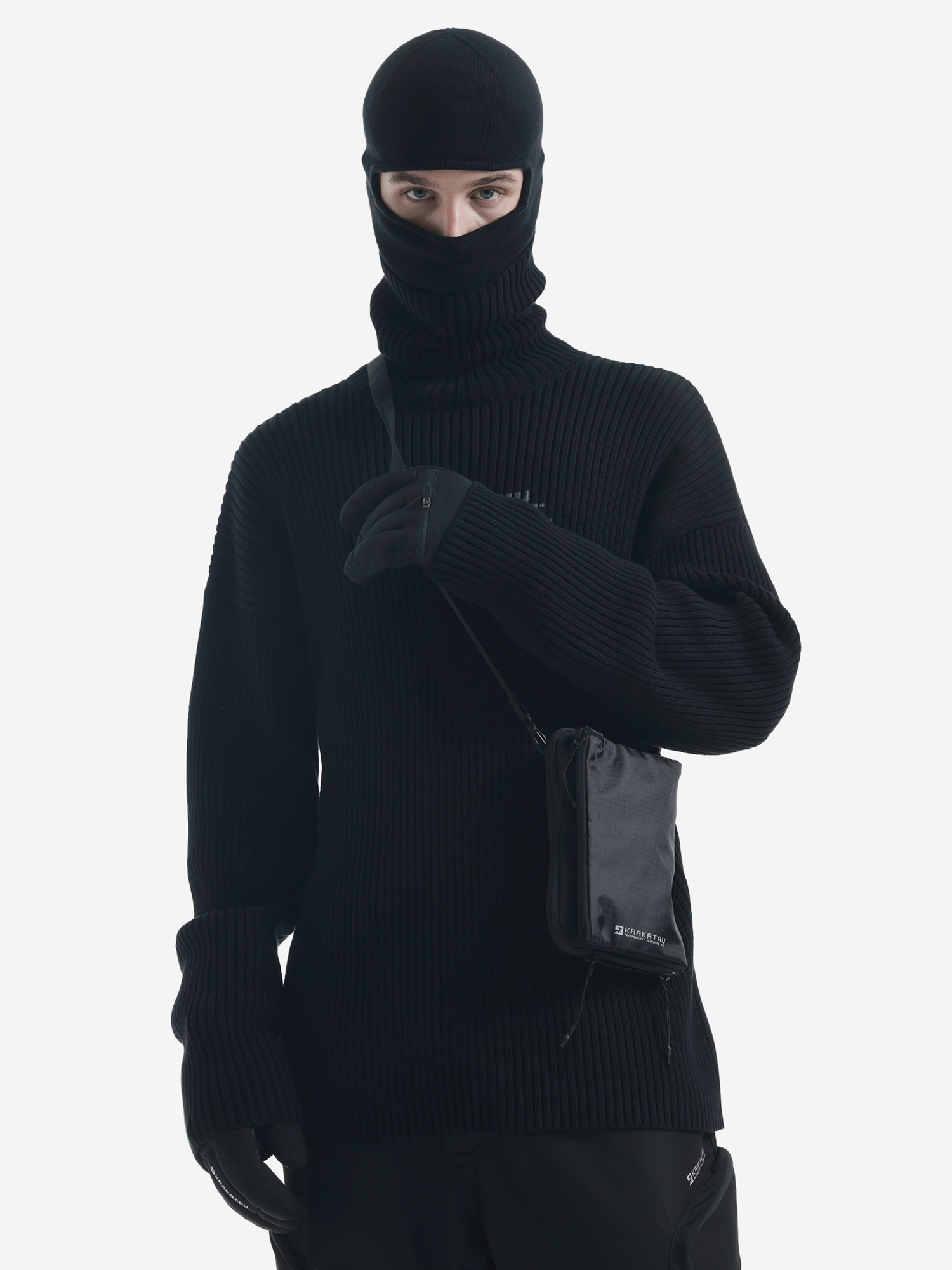 

Сумка через плечо KRAKATAU Small Sacoche, Черный