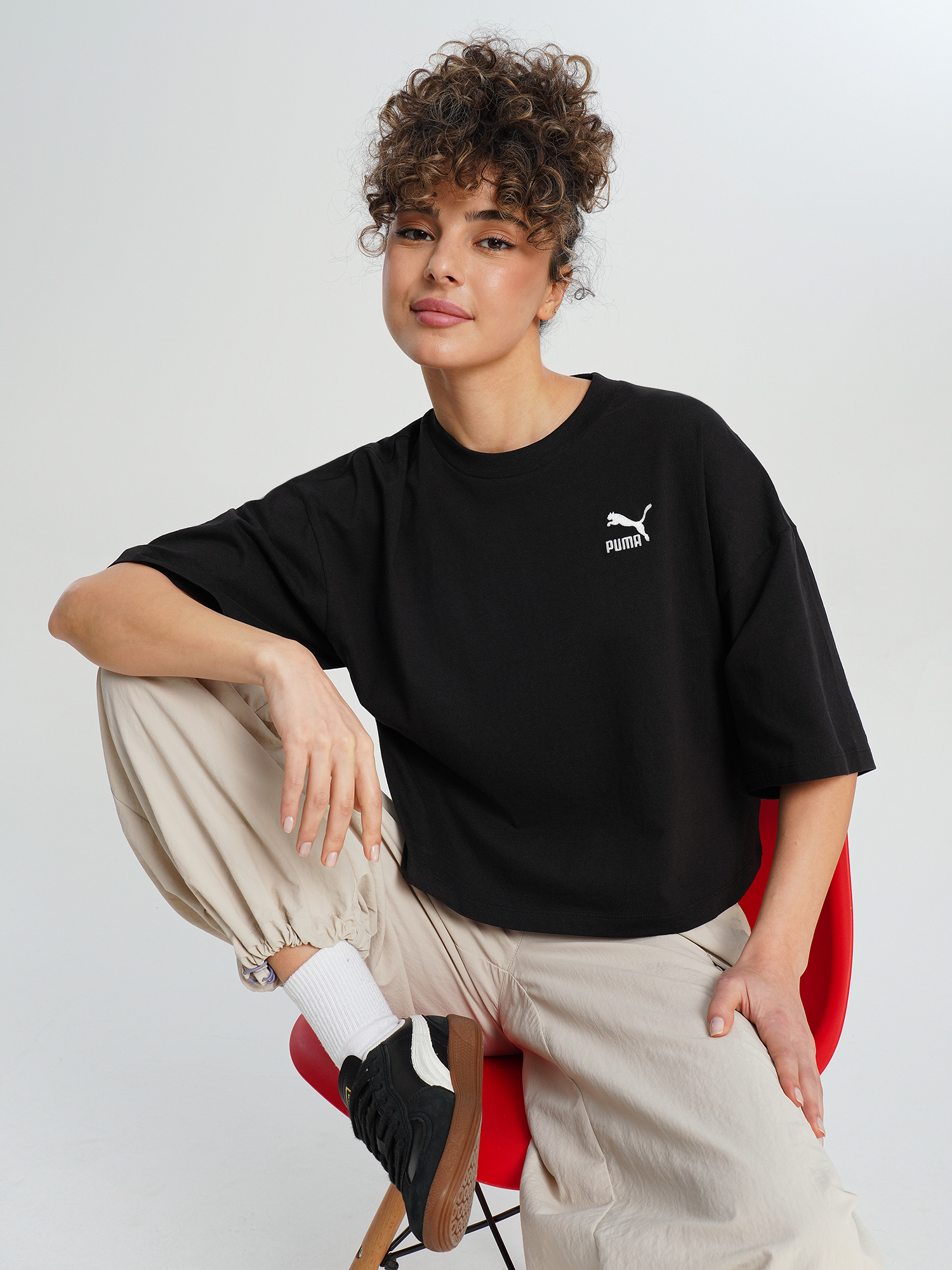 Изображение товара Женская футболка PUMA Better Classics Oversized черного цвета