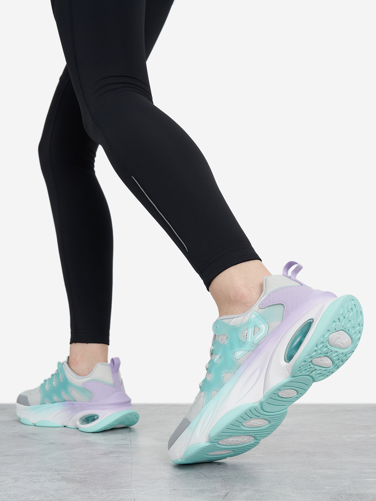 фото Кроссовки женские fila slv runner, белый
