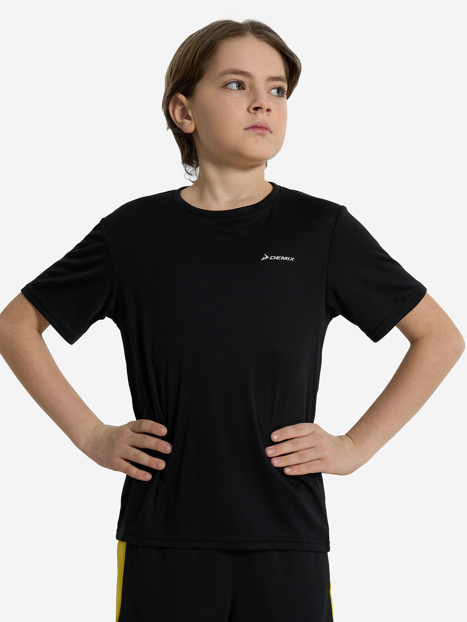 фото Футболка для мальчиков demix, черный