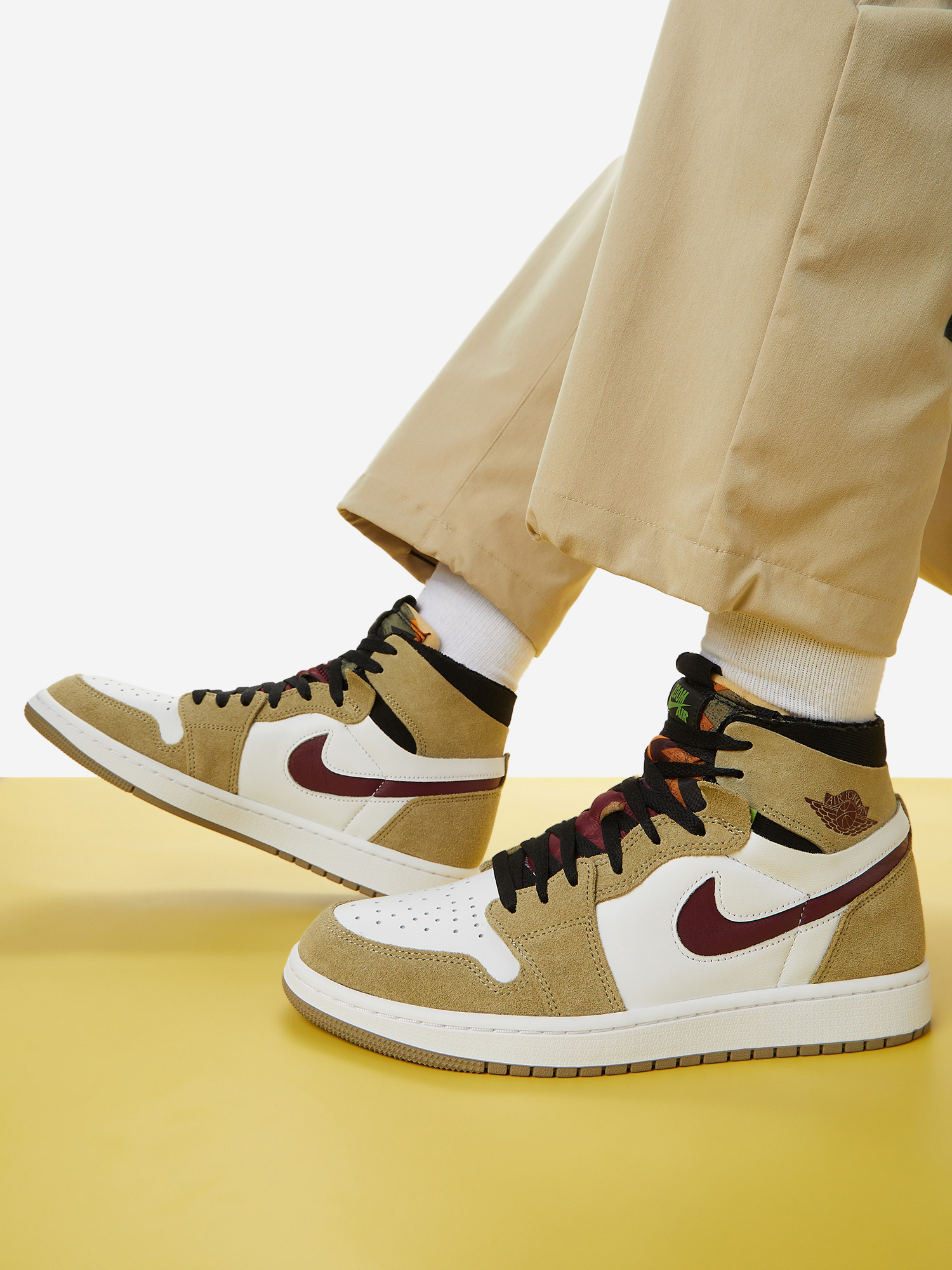 

Кеды мужские Nike Air Jordan 1 Zoom Air Cmft, Бежевый