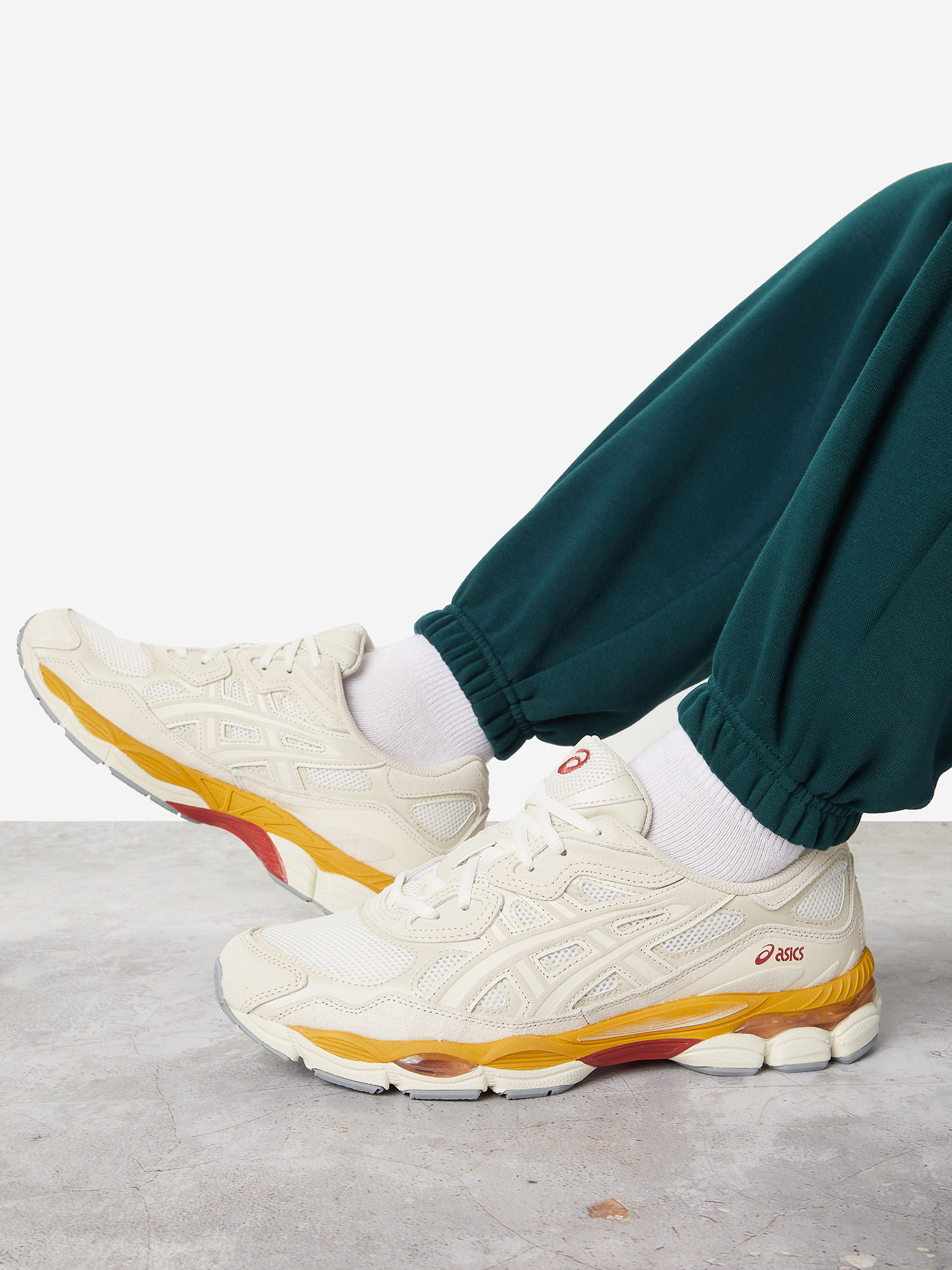 

Кроссовки мужские ASICS Gel-Nyc, Бежевый