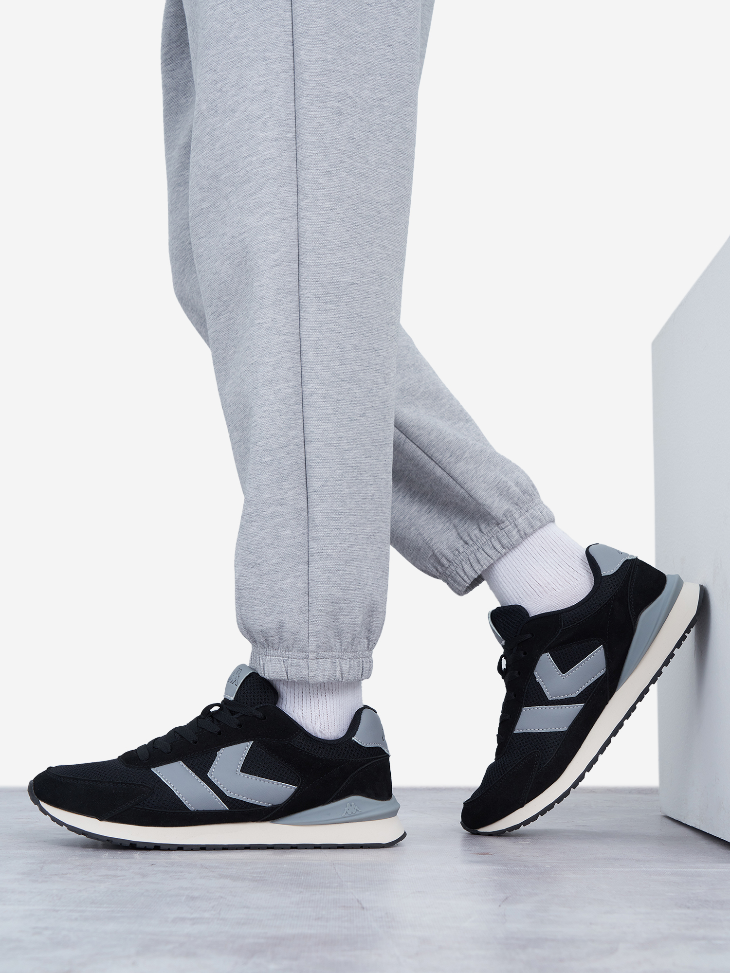 Изображение товара Кроссовки мужские Kappa Logo Martin черный/серый спорт