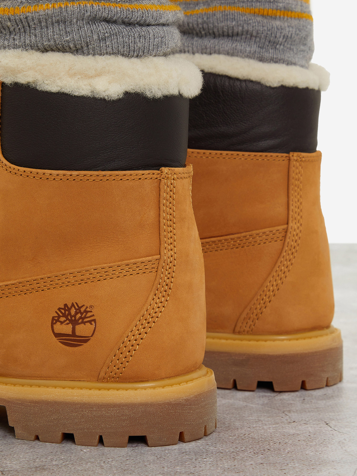 Ботинки утепленные женские Timberland 6In Premium Shearling Lined Wp Boot, Бежевый TB0A19TE231T09-, размер 38 - фото 10