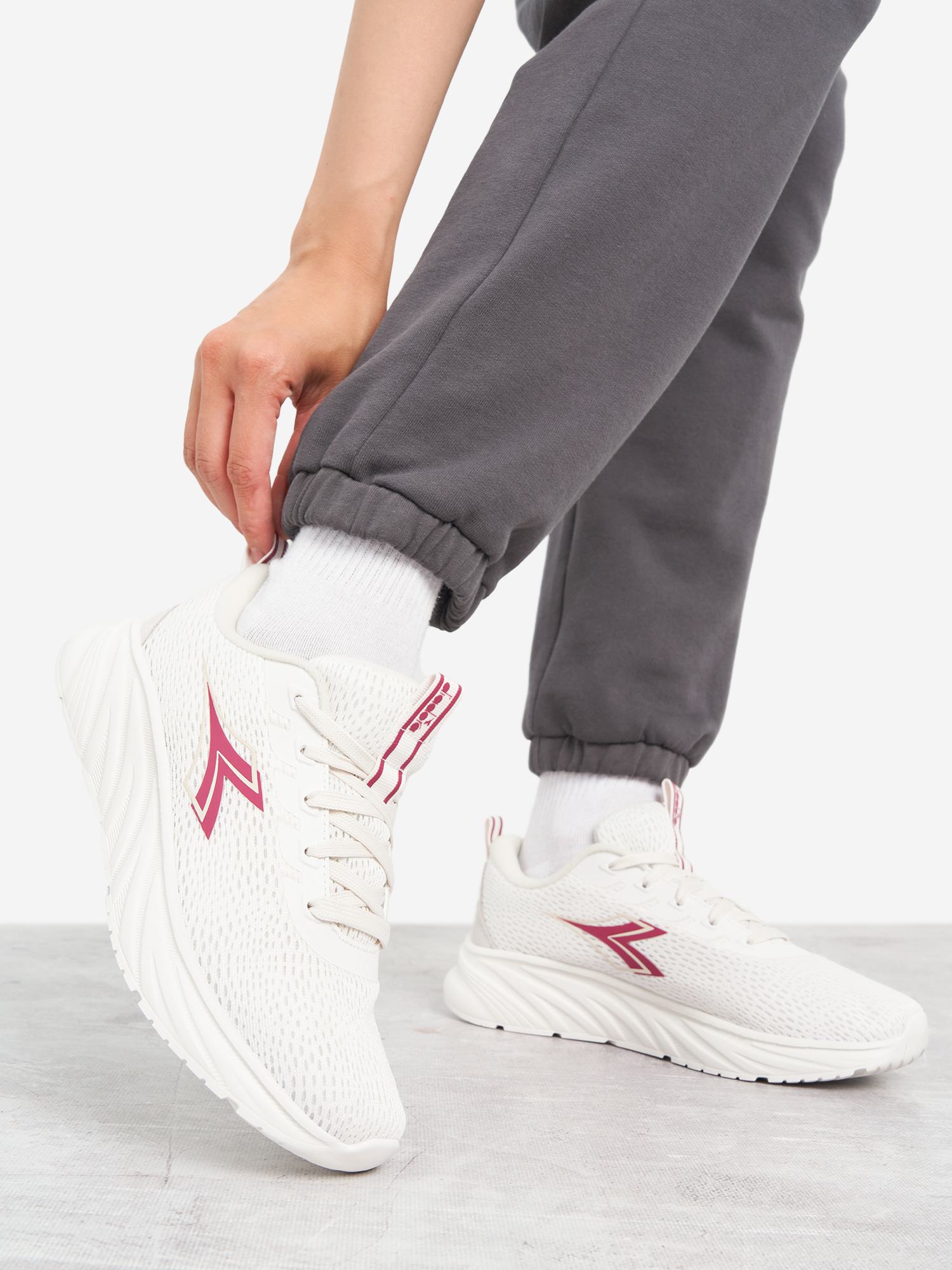 

Кроссовки женские Diadora Piper S, Бежевый