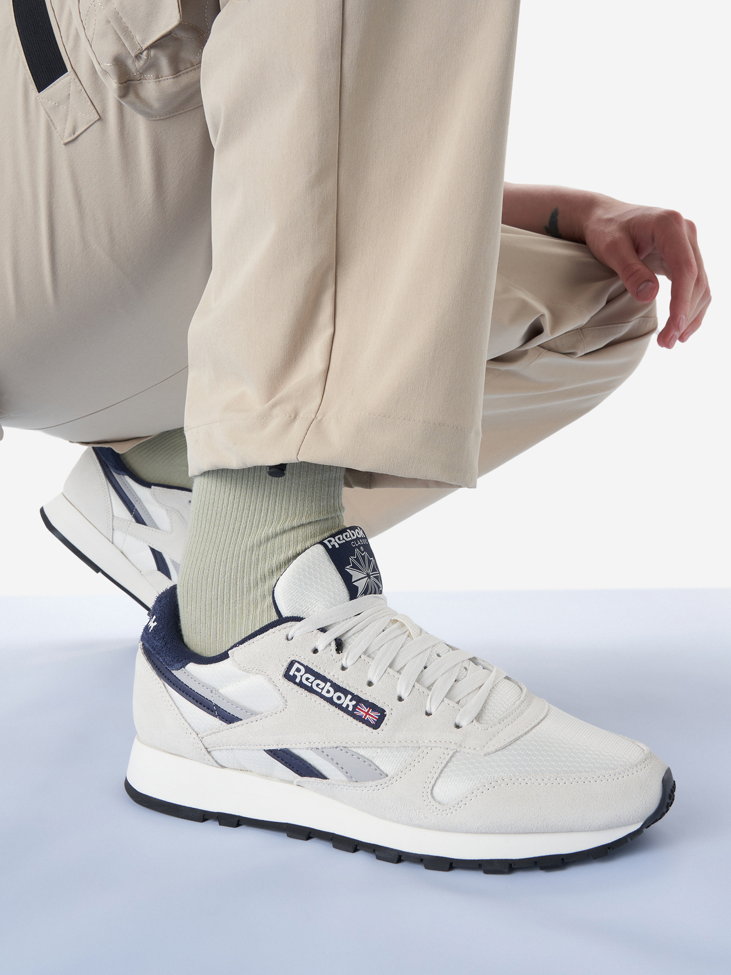 

Кроссовки мужские Reebok Classic Leather, Бежевый