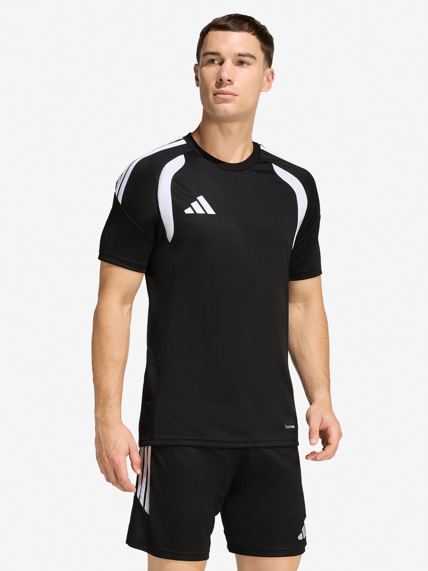 Изображение товара Мужская футбольная футболка adidas с коротким рукавом и поло вырезом