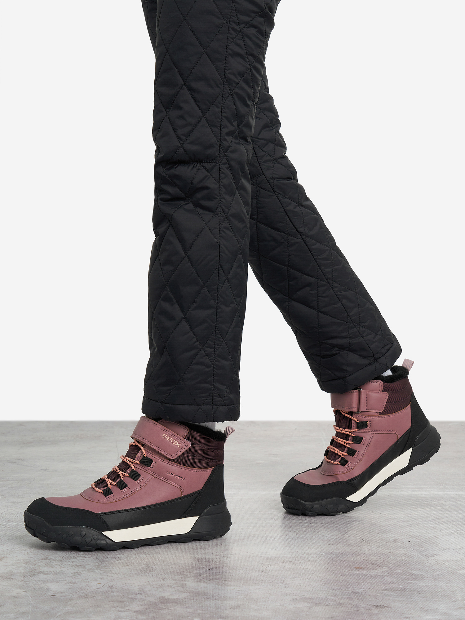 Изображение товара Утепленные ботинки для девочек Geox Trekkyup зимние обувь для путешествий