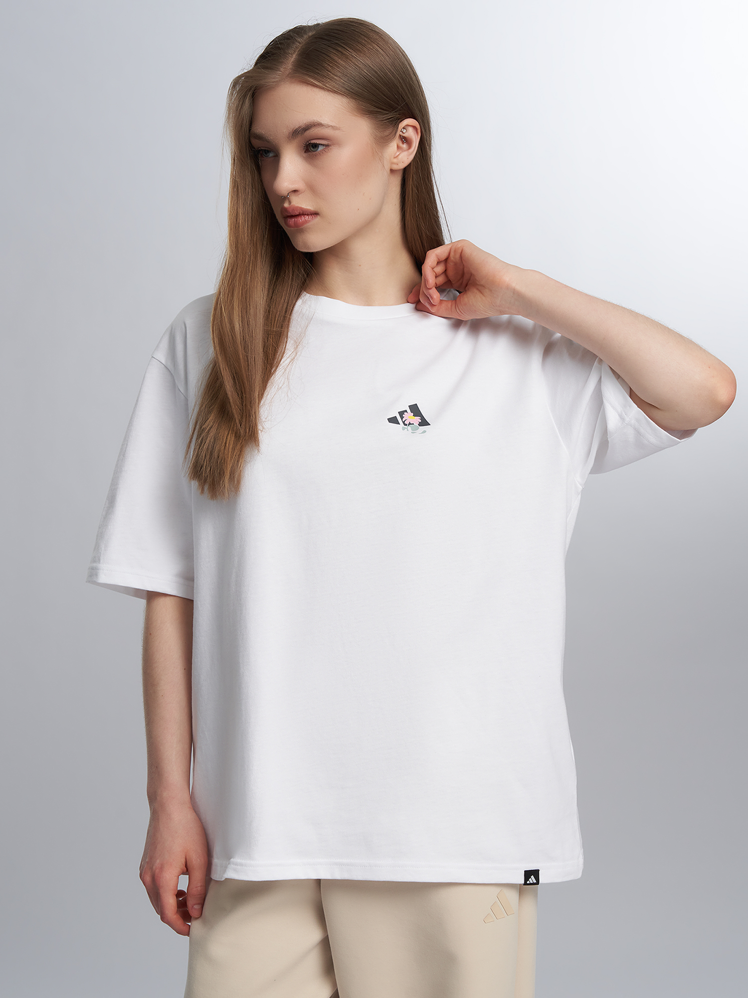 

Футболка женская Adidas, Белый