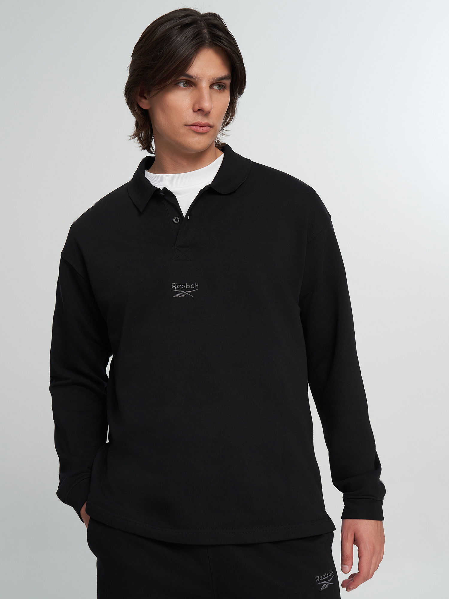 Изображение товара Свитшот мужской Reebok, свободный крой, логотип, 60/40 хлопок-полиэстер Изображение товара Свитшот мужской Reebok, свободный крой, логотип, 60/40 хлопок-полиэстер