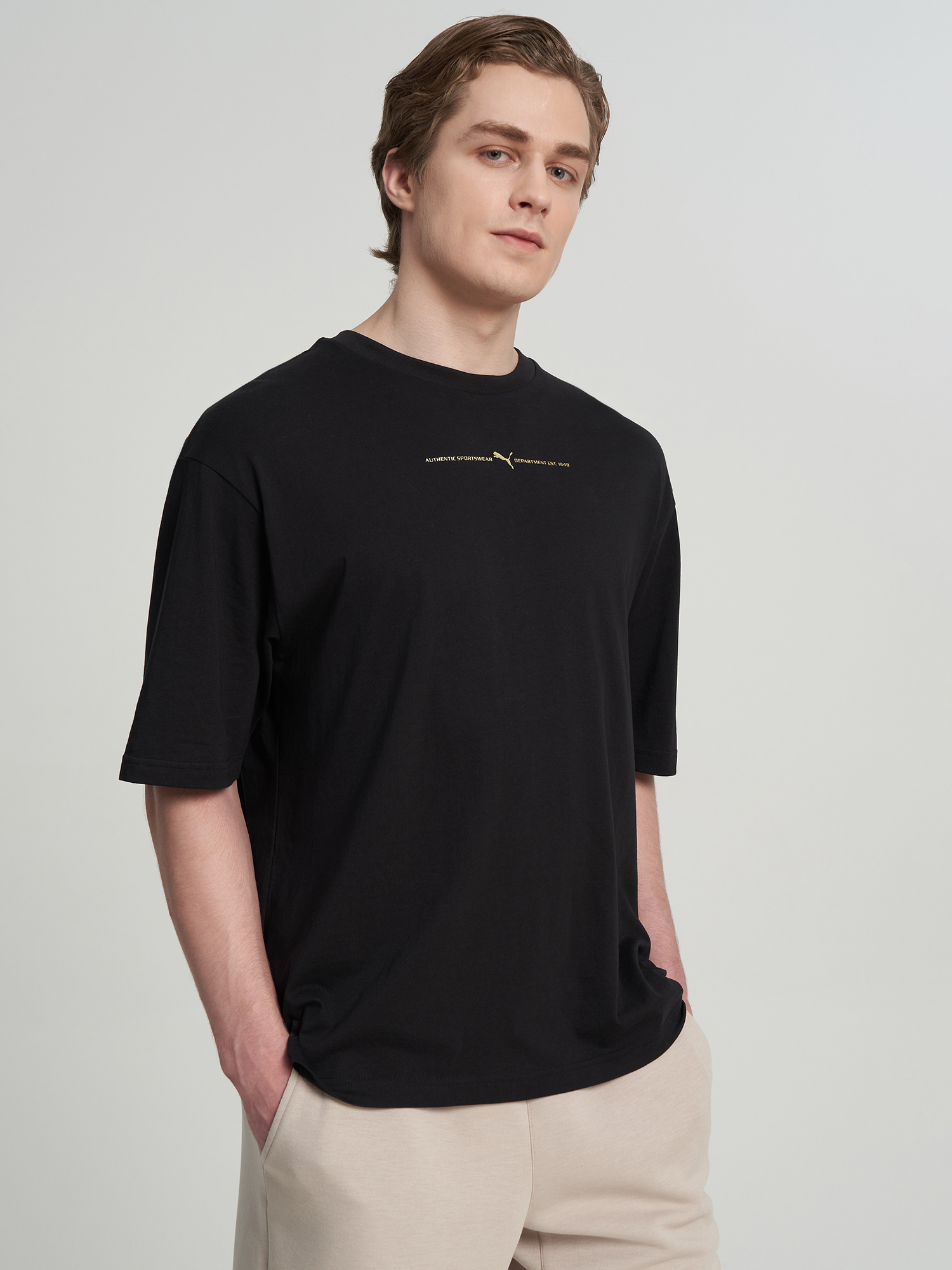 Изображение товара Мужская футболка PUMA 694362P0P-01 из 100% хлопка в спортивном стиле Изображение товара Мужская футболка PUMA 694362P0P-01 из 100% хлопка в спортивном стиле