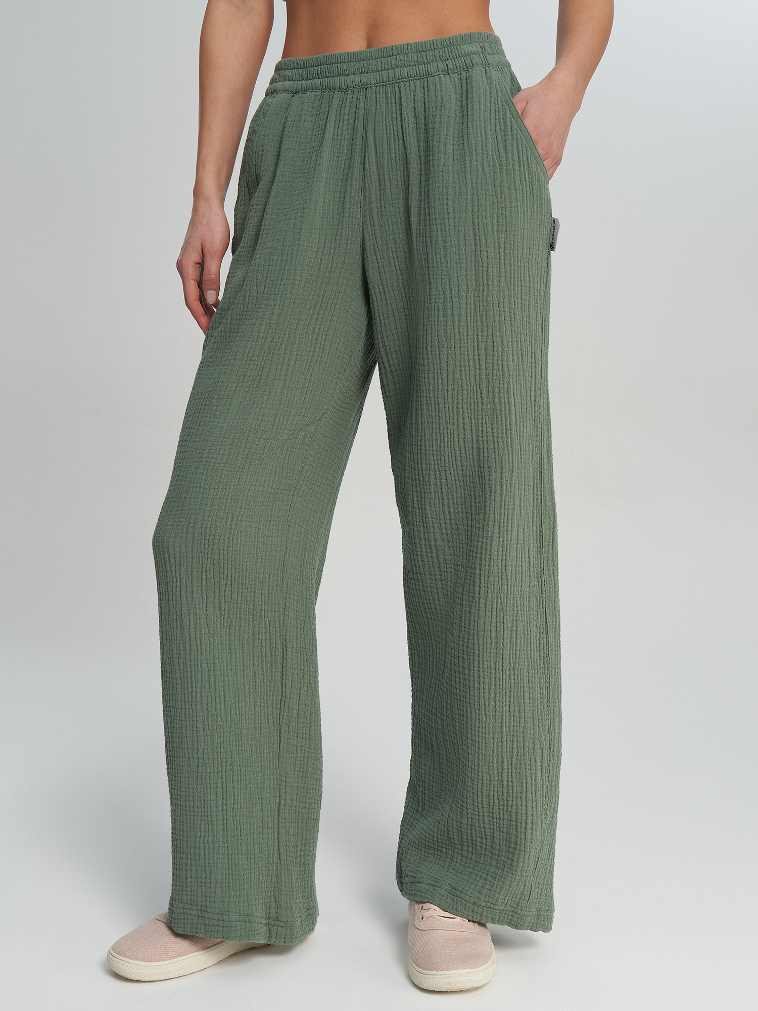 Брюки женские Outventure, зеленый, арт. 142104OUT-G3