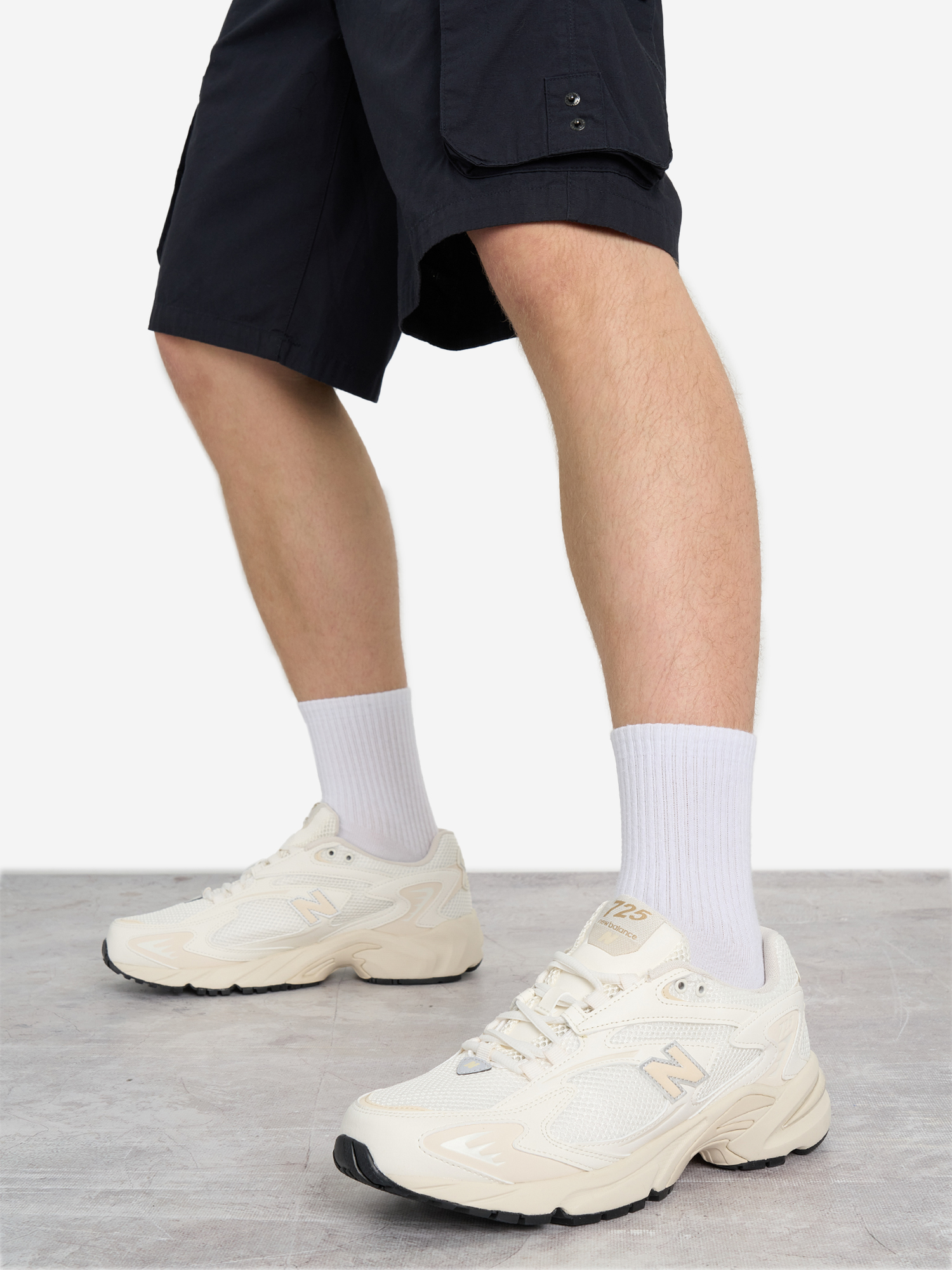 

Кроссовки мужские New Balance 725, Белый