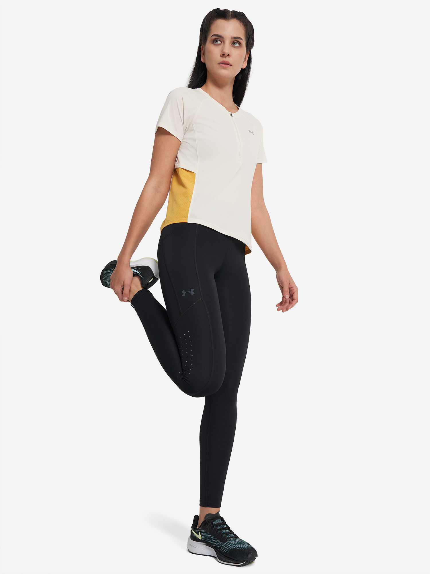 фото Футболка женская under armour trail run, бежевый