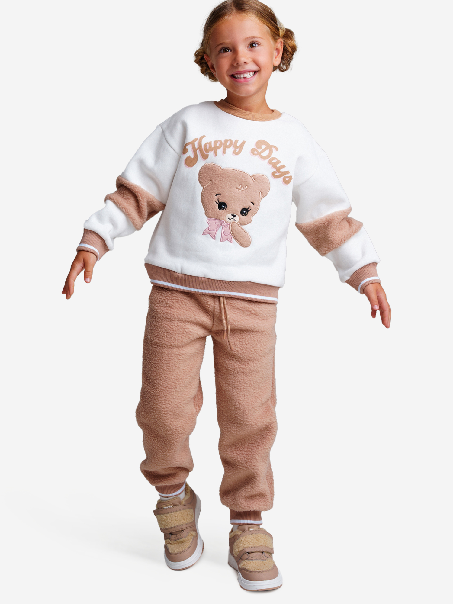 Изображение товара Комплект для девочки толстовка и брюки PlayToday зимний спортивный стиль