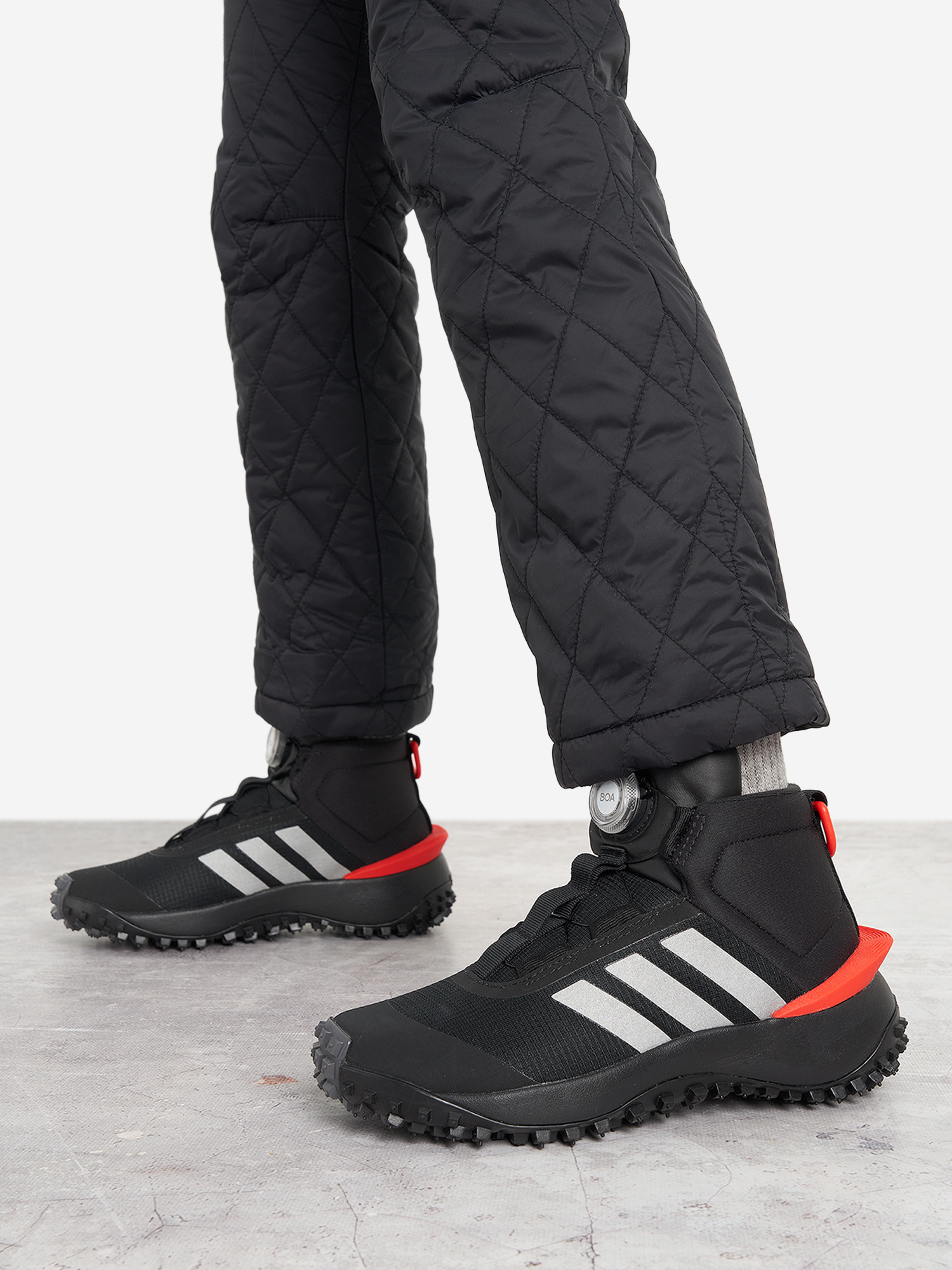 

Ботинки утепленные для мальчиков adidas Fortatrail Boa K, Черный