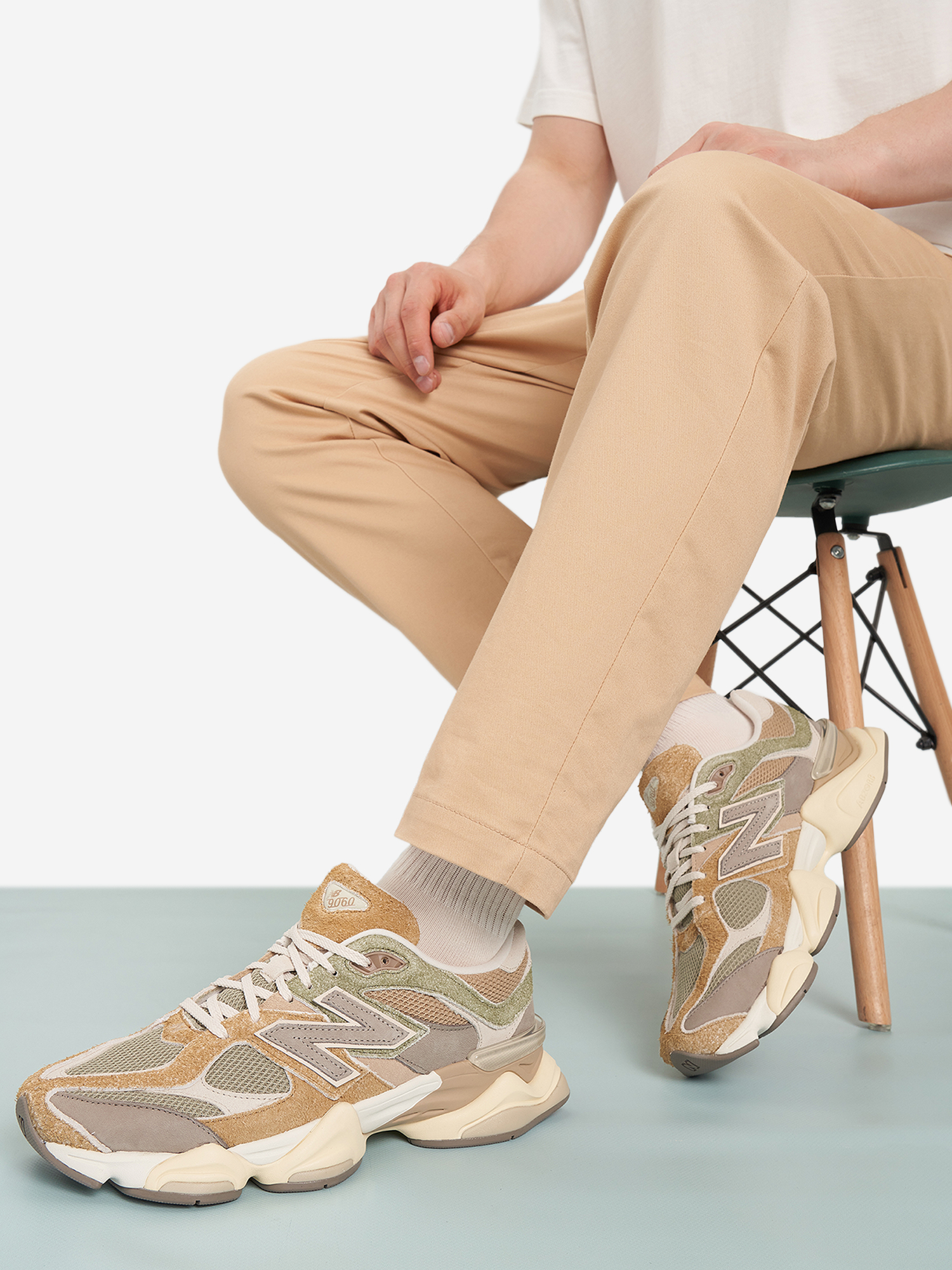 

Кроссовки мужские New Balance 9060, Бежевый