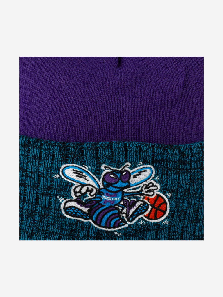 Шапка с помпоном MITCHELL NESS HPCK1052-CHOYYPPP Charlotte Hornets NBA (фиолетовый)