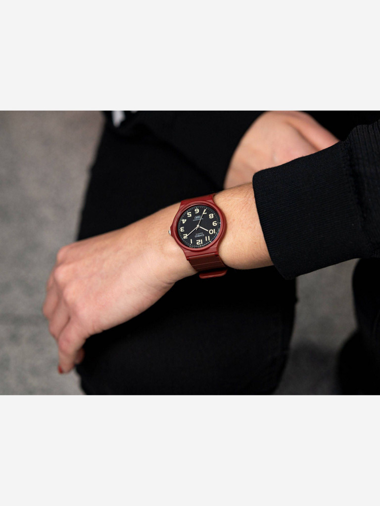 Наручные часы CASIO