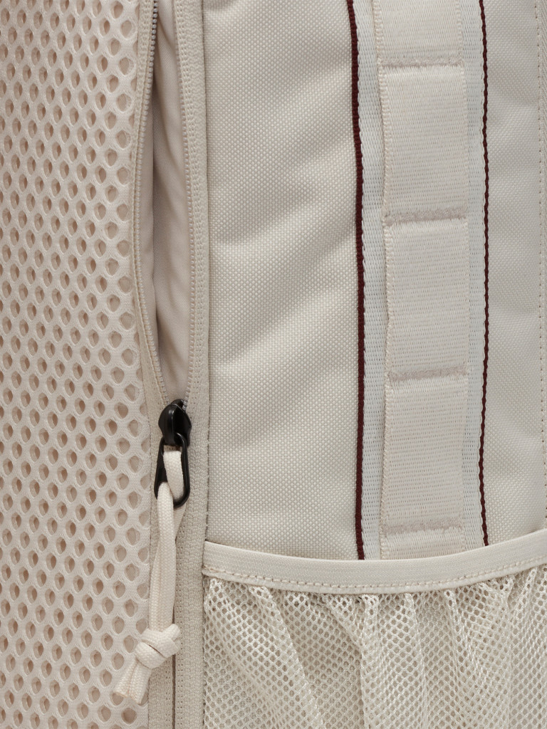 Рюкзак женский Nike Utility Speed