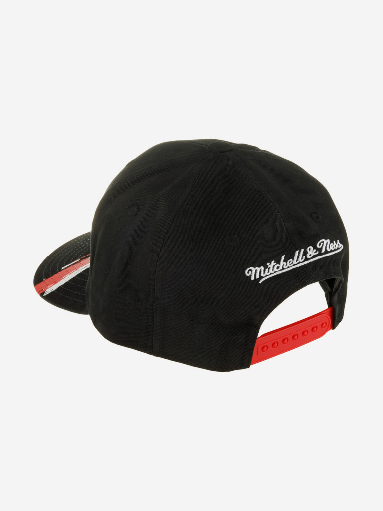 Бейсболка MITCHELL NESS HHSS5989-CBUYYPPPBLCK Chicago Bulls NBA (черный)