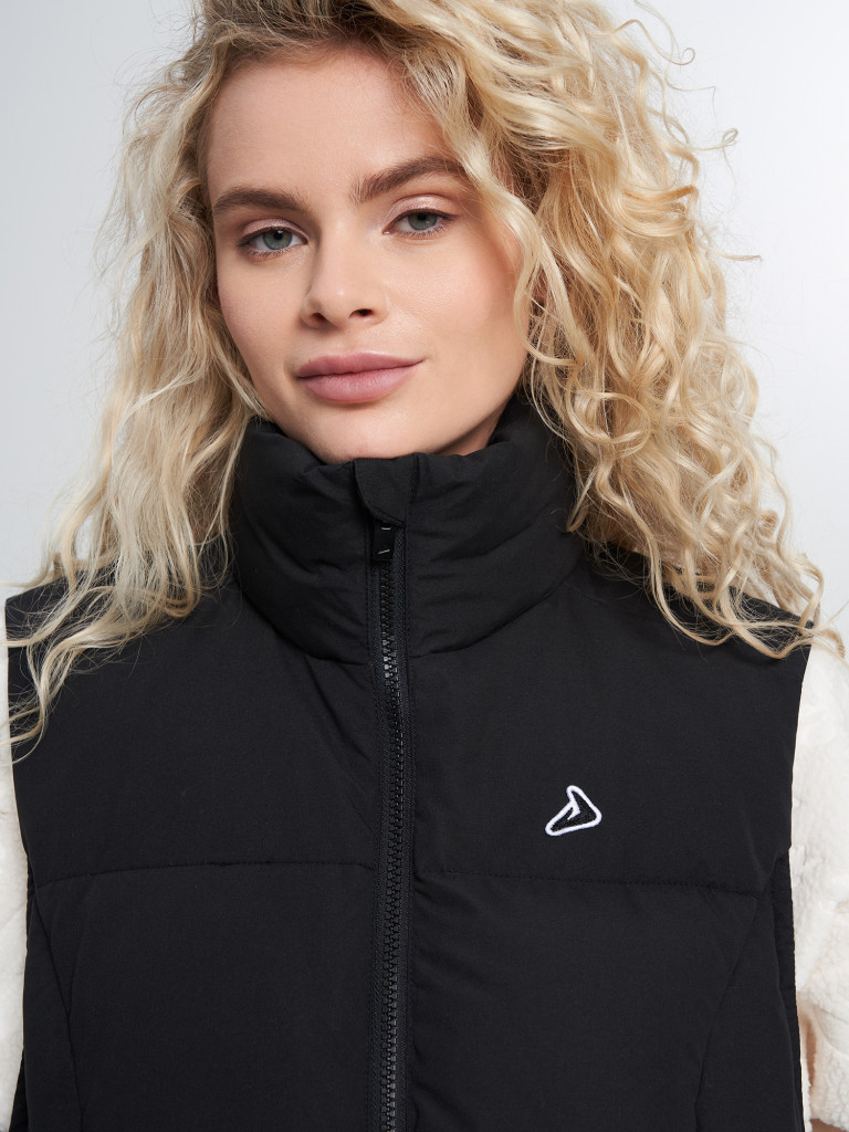 Жилет утепленный женский оверсайз Demix Brand Love Pack